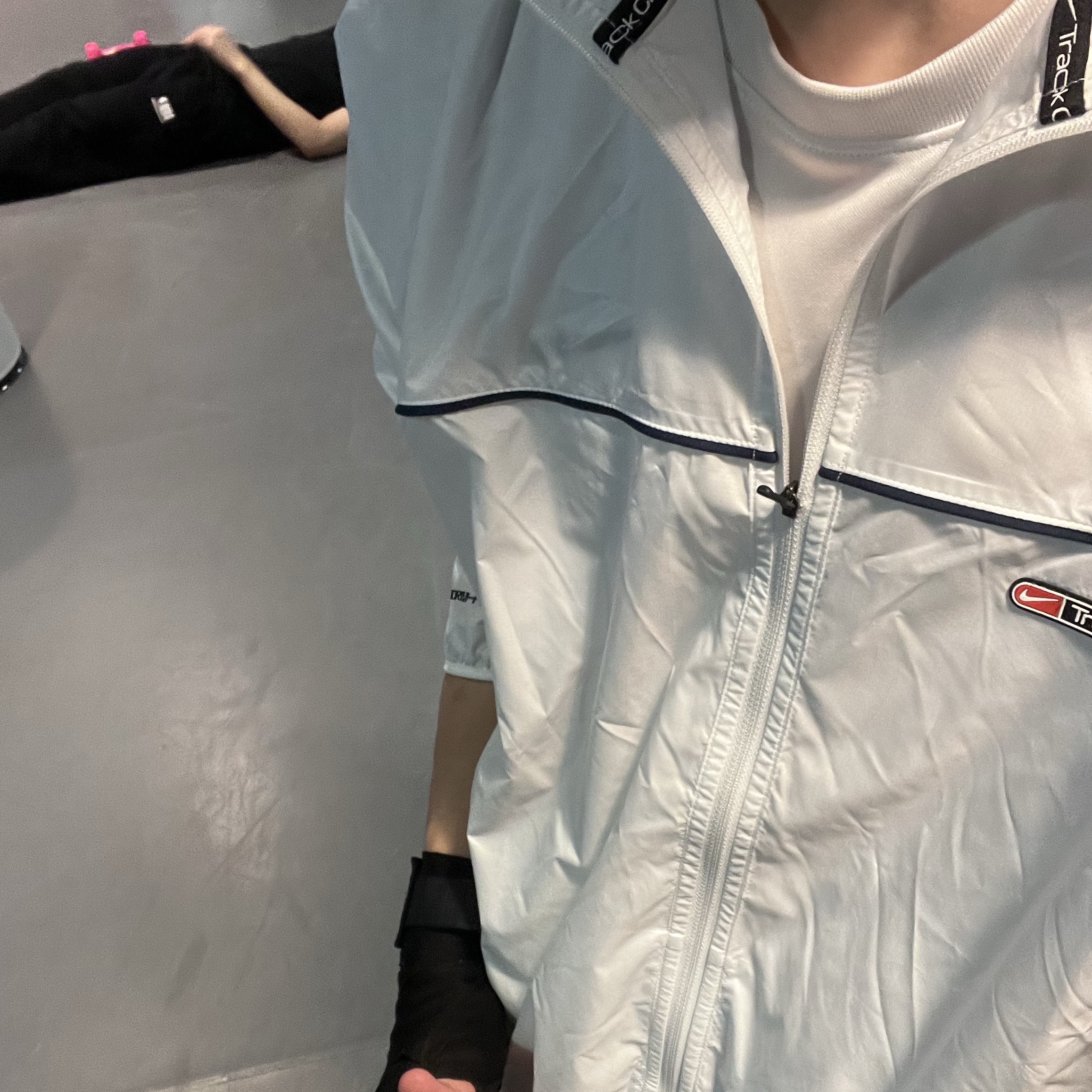 Nike Track Club Storm-Fit Running Jacket Summit White - Asia, Nike Dri-Fit Park 7 T-Shirt White 착용 스타일