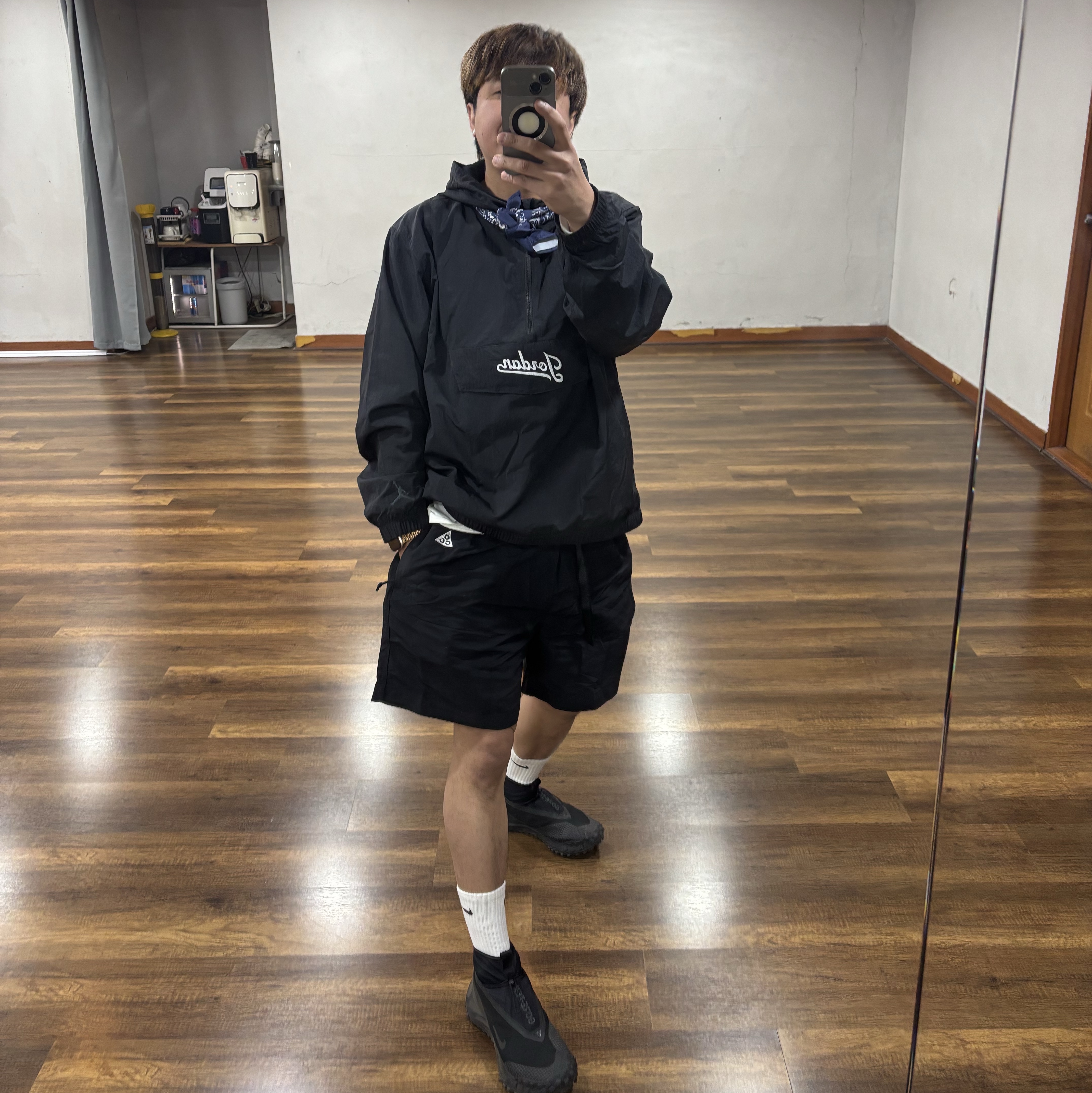 Nike NRG ACG Trail Shorts Black Dark Smoke Grey - Asia, Nike ACG Terra Antarktik Gore-Tex Anthracite 착용 스타일