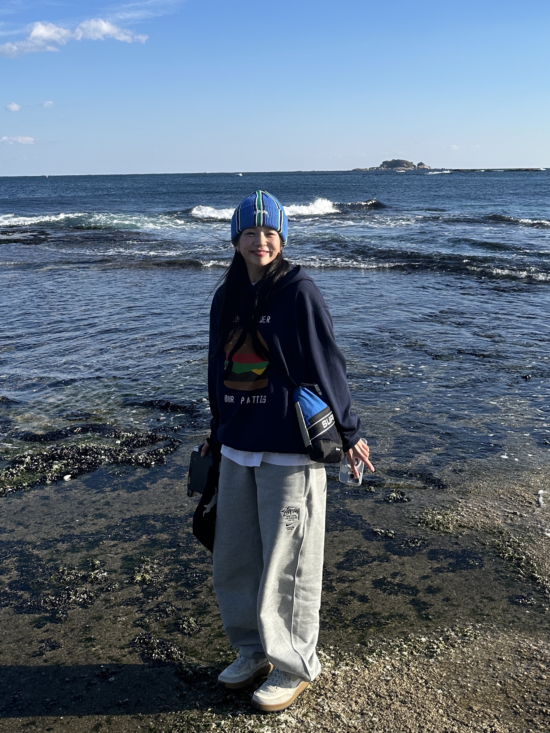 Nike x Stussy NRG ZR Fleece Pants Heather Grey - US/EU, Uniqlo UT x CPFM x SpongeBob Sweat Pull Parka C Navy 착용 스타일 - 2