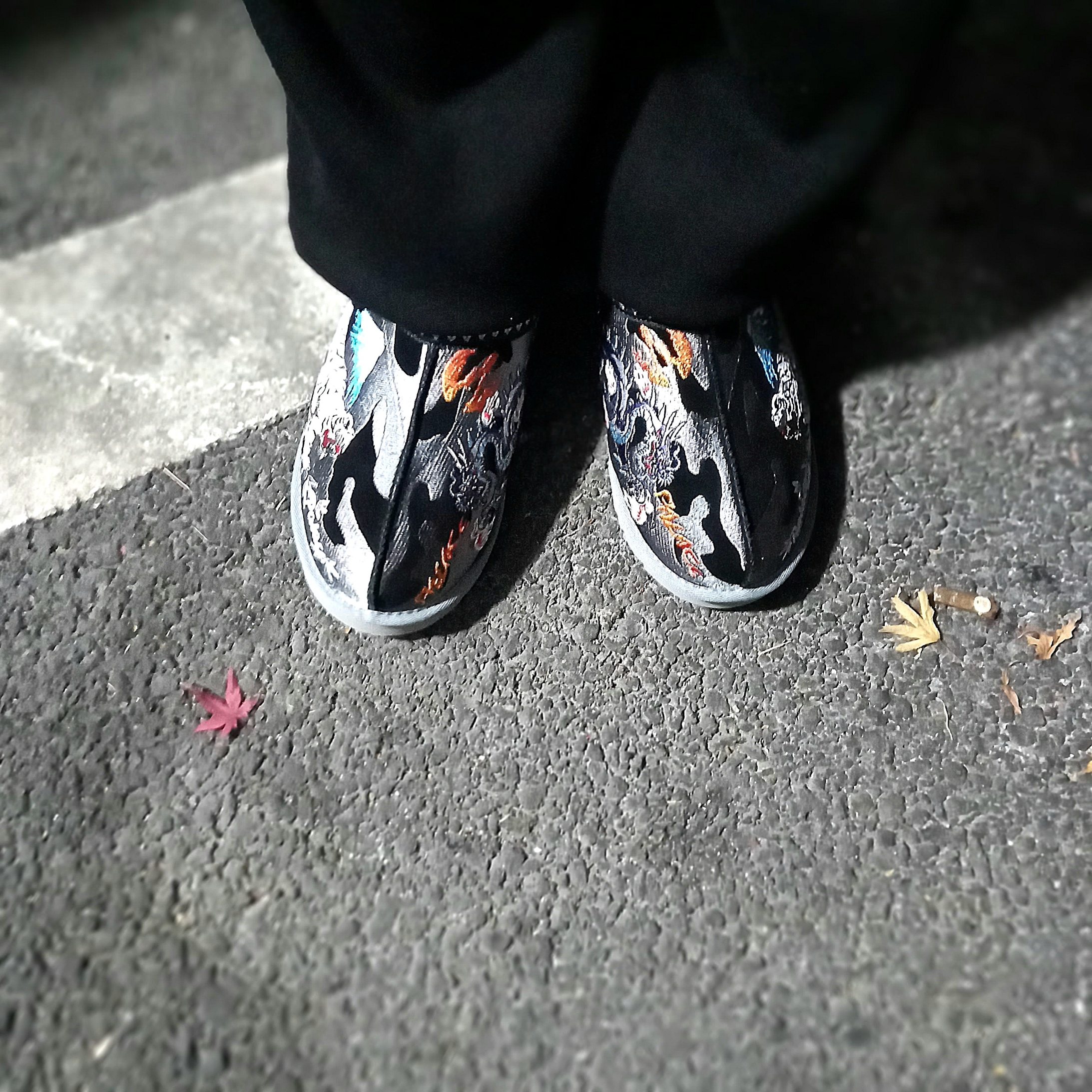 UGG x Palace Tasman Slipper Black Camo 착용 스타일 - 1