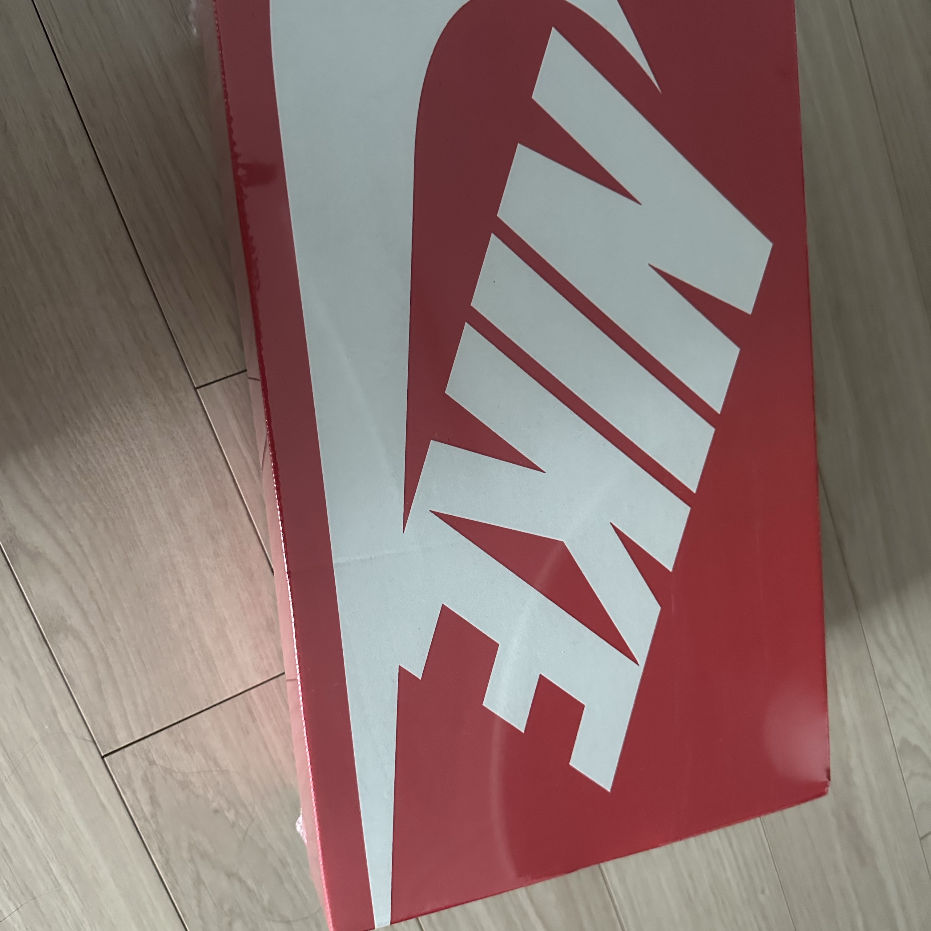 Nike V2K Run Black Anthracite 착용 스타일