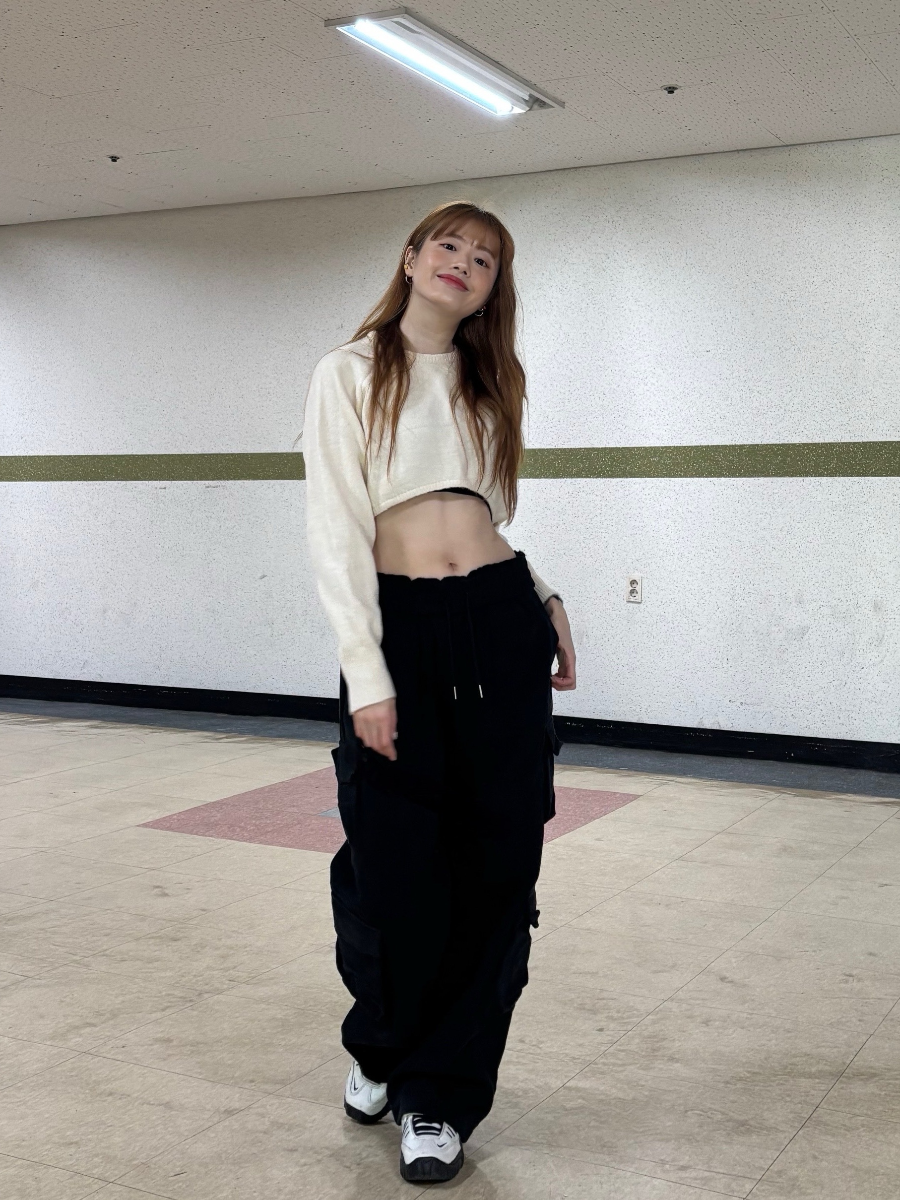 Nike x Ambush Air Adjust Force SP Summit White and Black 착용 스타일 - 3