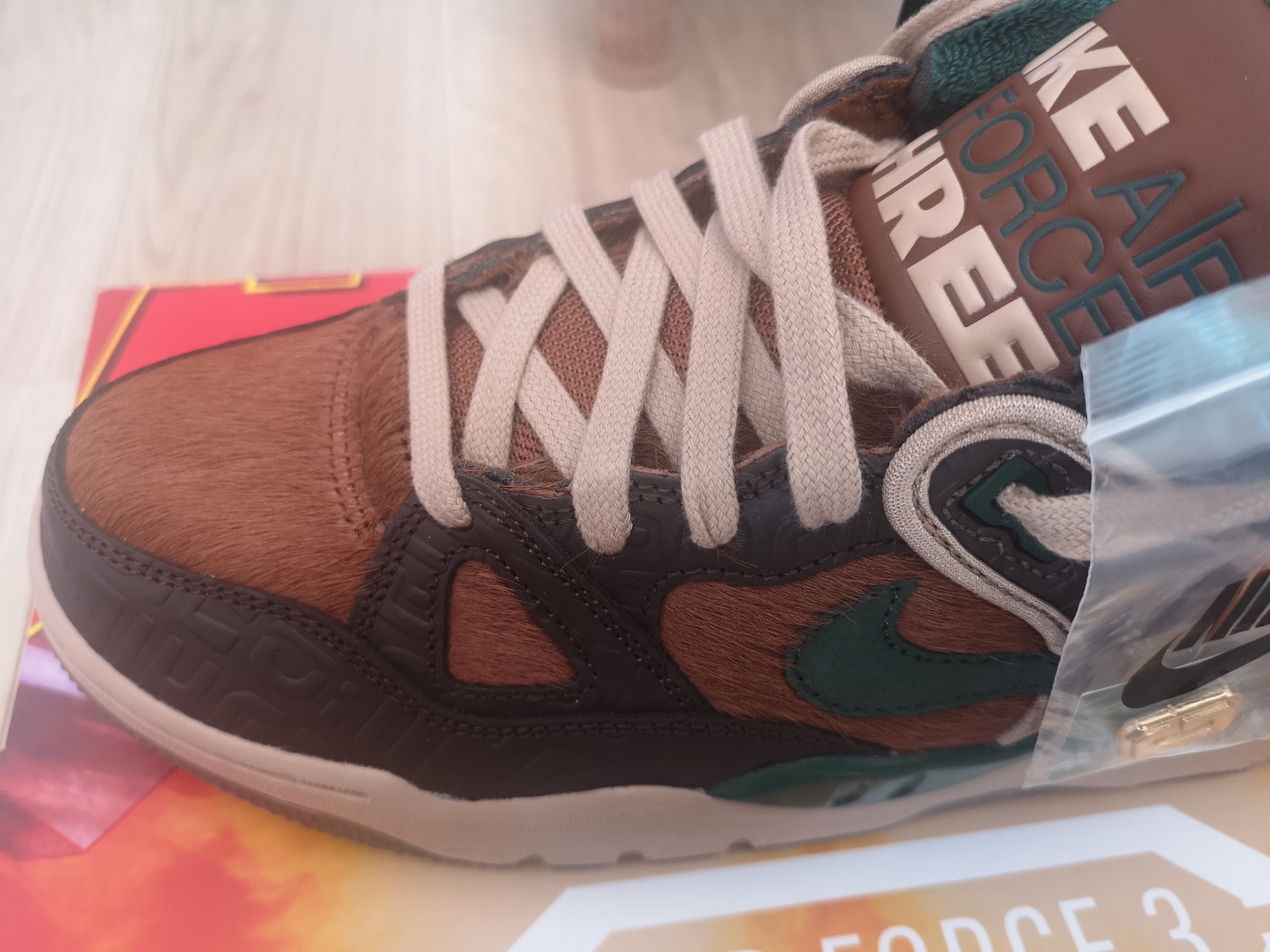 Nike x Nigo Air Force 3 Low SP Baroque Brown and Pecan 착용 스타일 - 2