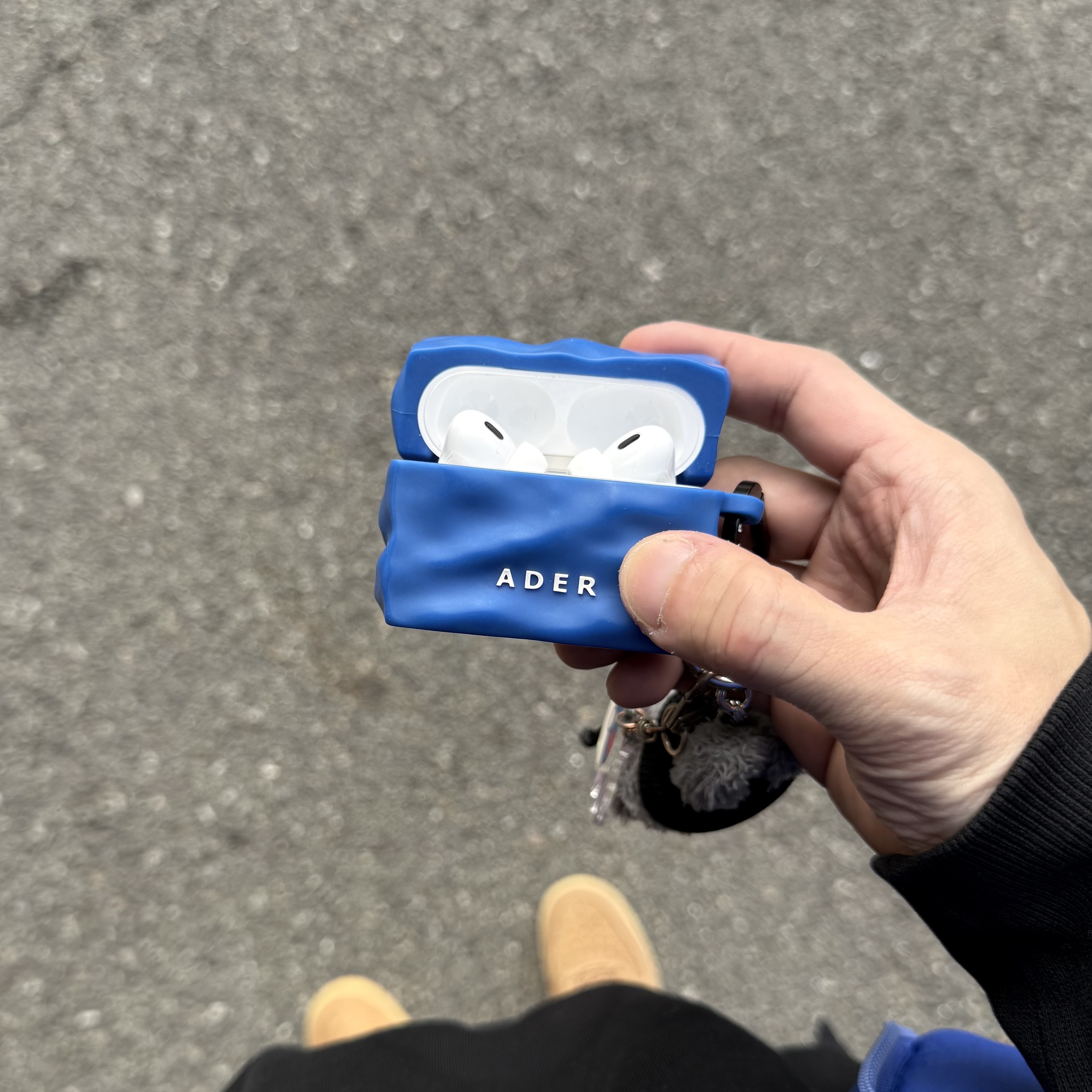 Nike Air Force 1 '07 WB Flax, Apple Airpods Pro 2nd Gen with MagSafe Charging Case USB C (Korean Ver.) 착용 스타일