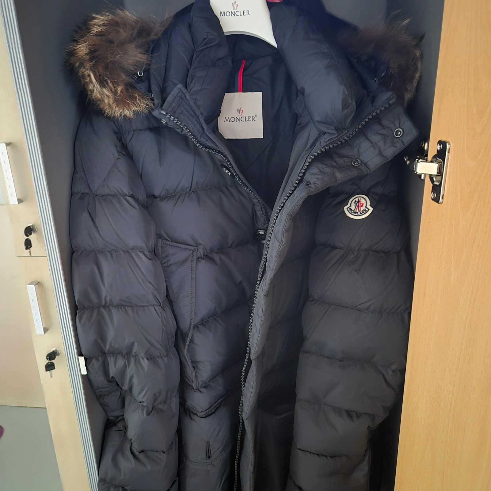 Moncler Cluny Long Down Jacket Black - 23FW 착용 스타일