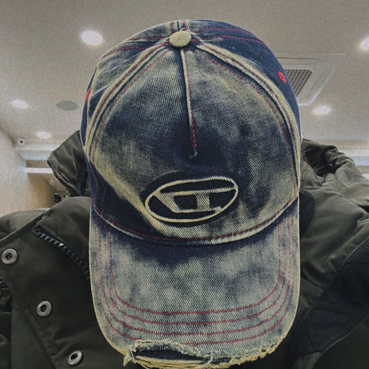 Diesel C-Seymon Treated Denim Baseball Cap Blue White 착용 스타일 - 1