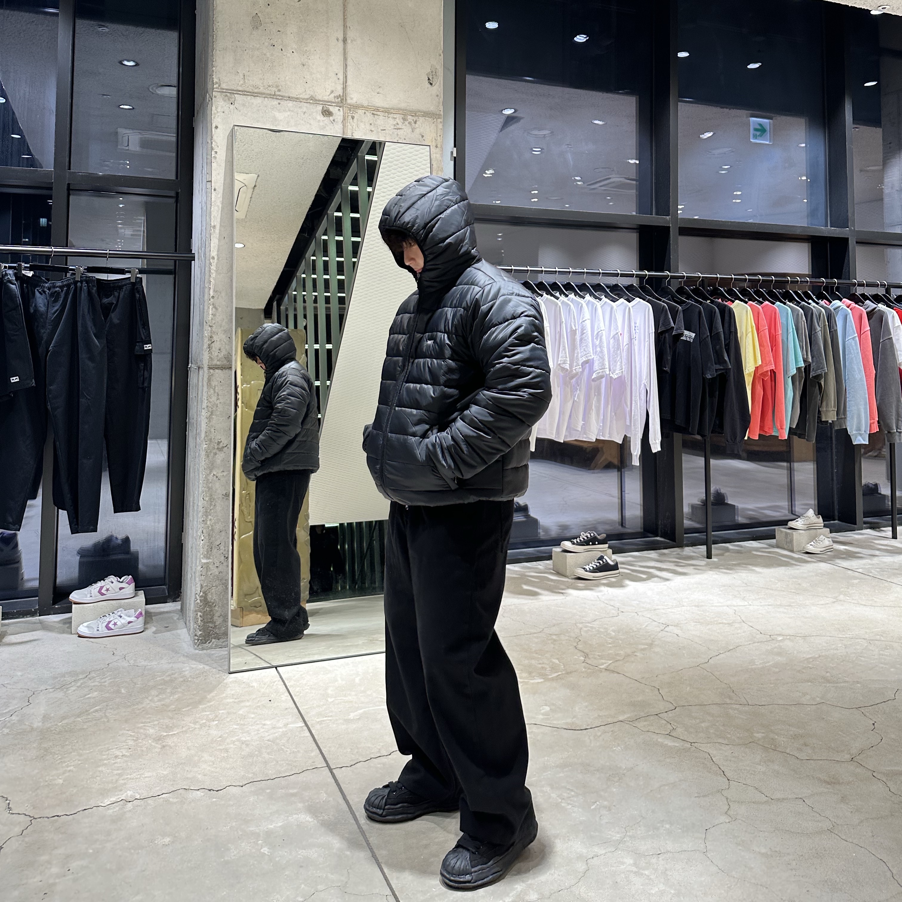Maison Mihara Yasuhiro Blakey OG Sole Canvas Low-top Sneakers Black Black, Millo Archive Reflect Curved Pants Black 착용 스타일