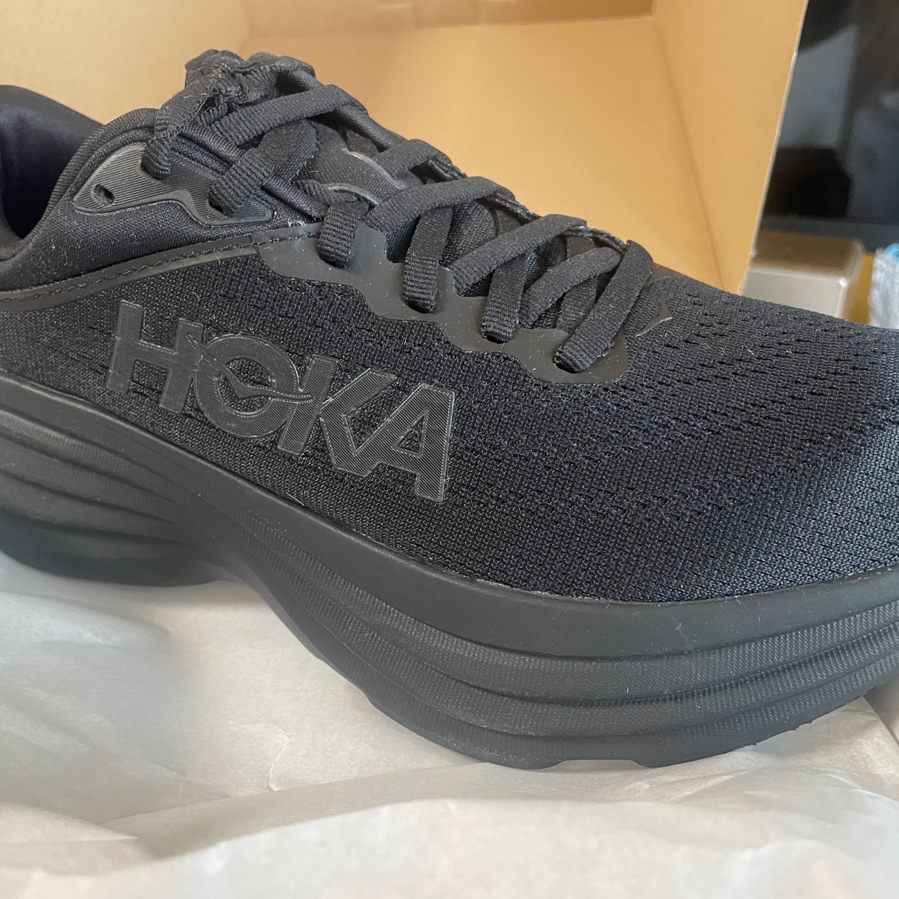 Hoka Bondi 8 Black - Wide 착용 스타일