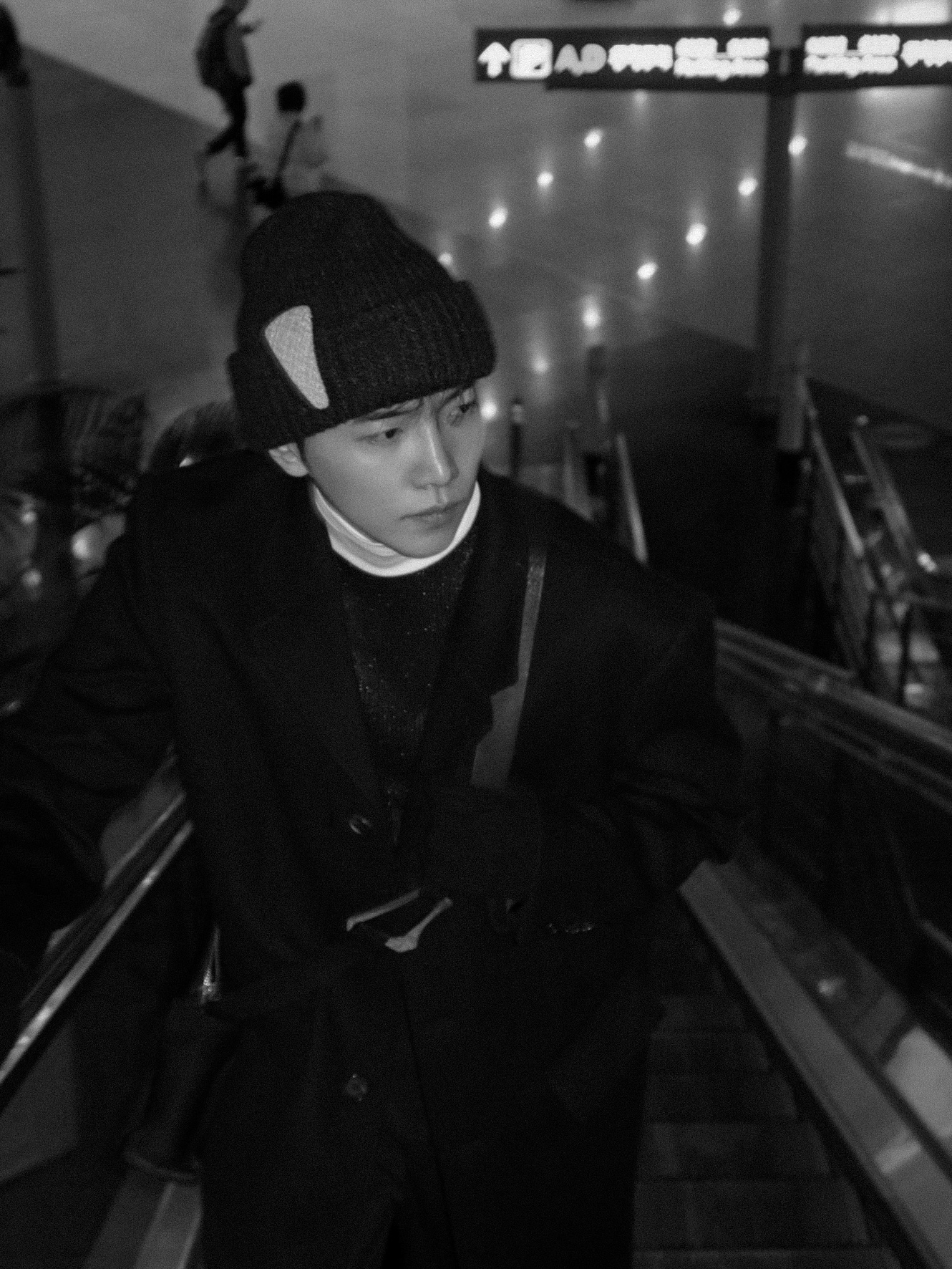 Dunst 2-Way 3 Button Cashmere Coat Black, [프리오더] Haleine Leather Monkstraps Black (VH204) 착용 스타일 - 6