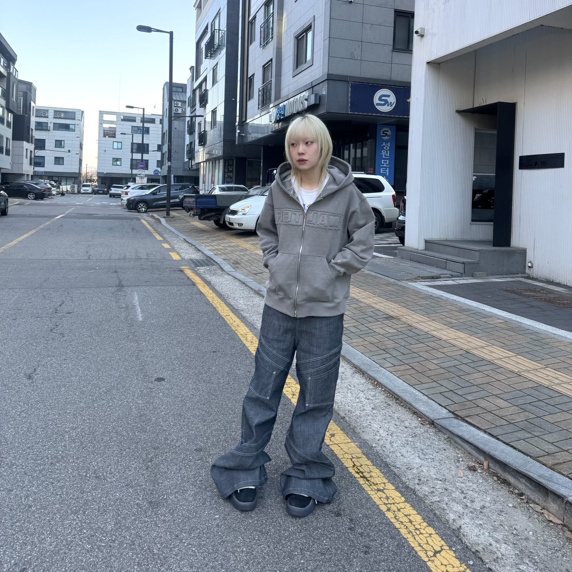 ERL Vamp Skate Shoe Pirate Black 착용 스타일 - 3