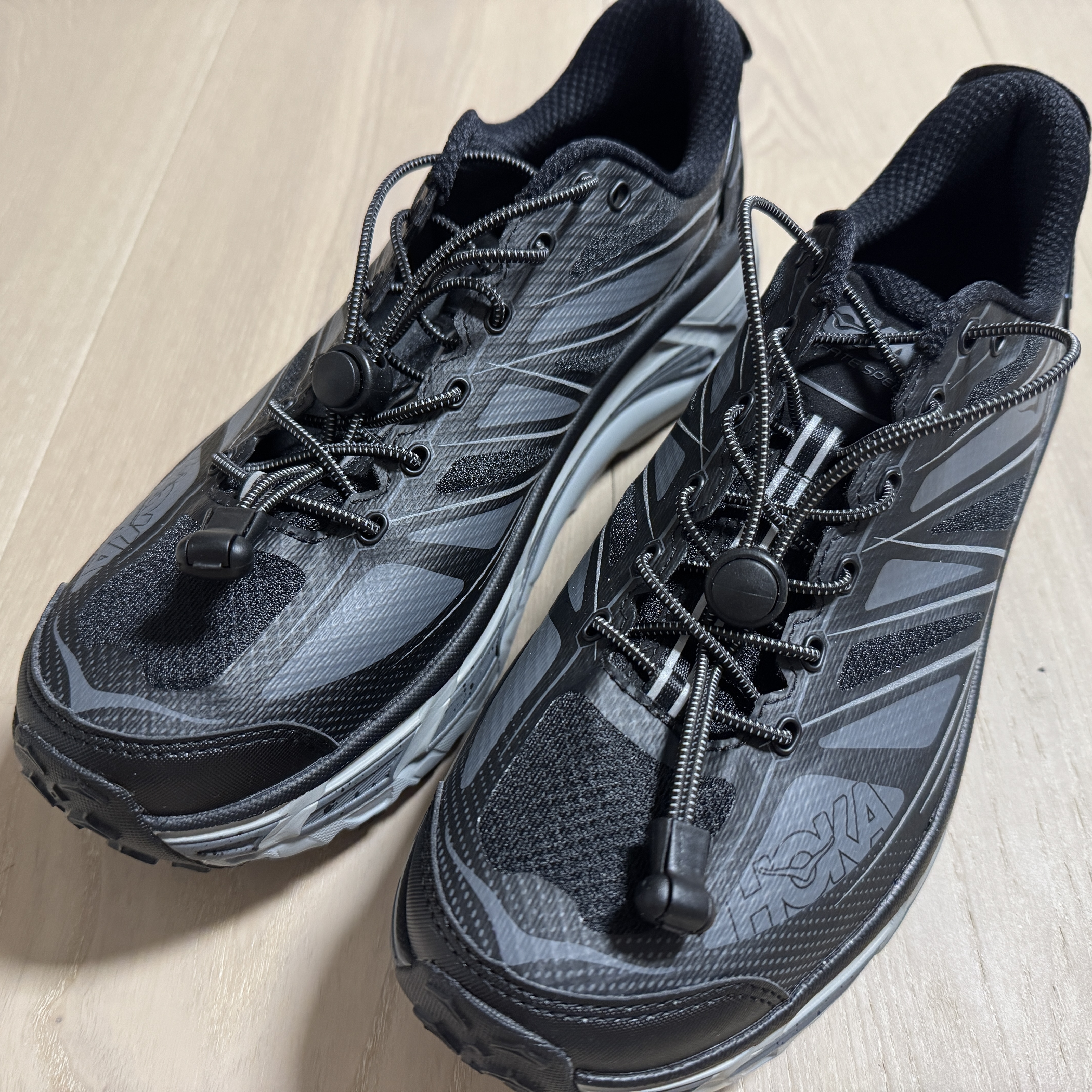 Hoka Mafate Speed 2 Black Castlerock 착용 스타일 - 2