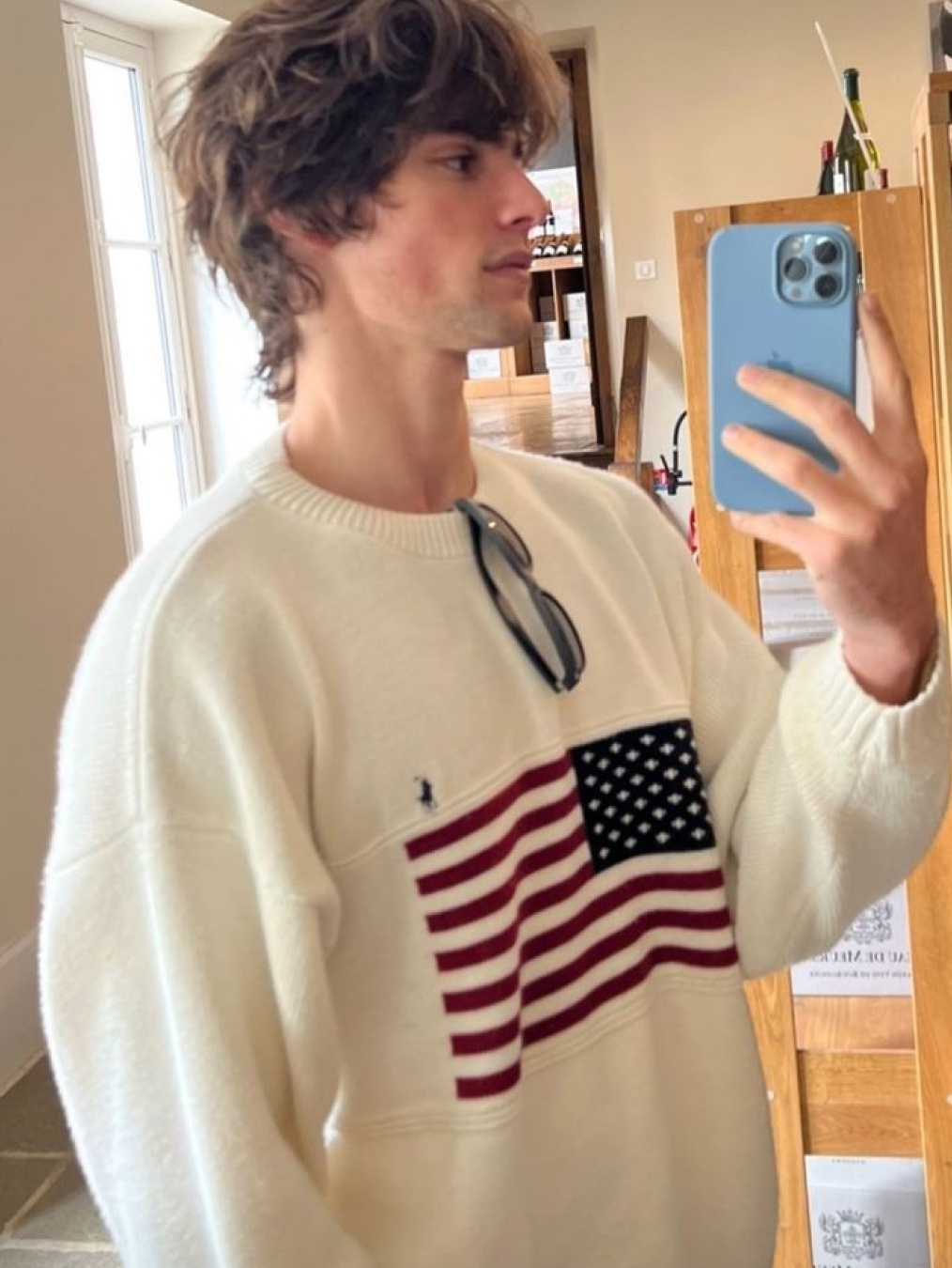 [30% 적립] Polo Ralph Lauren Polo Bear Wool Cashmerer Sweater Navy - 24FW, [30% 적립] Polo Ralph Lauren Iconic Flag Sweater Hunter Navy - 24FW 착용 스타일 - 3