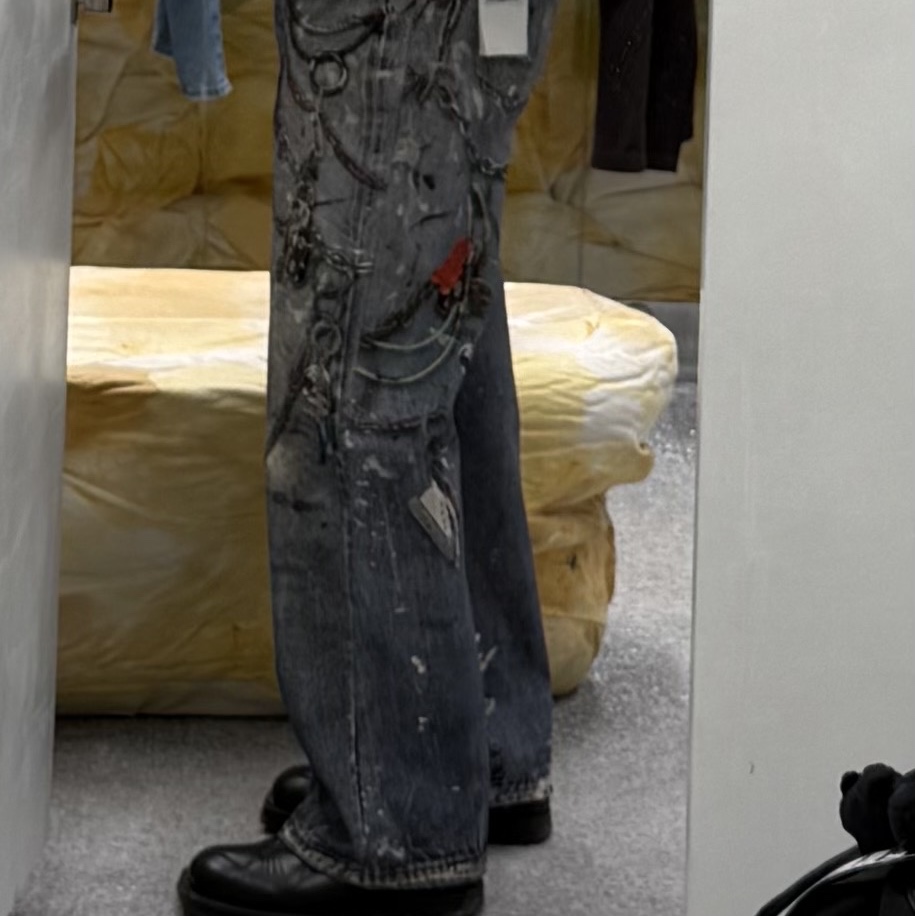 (W) Acne Studios Loose Fit Jeans 1981M Mid Blue 착용 스타일 - 4