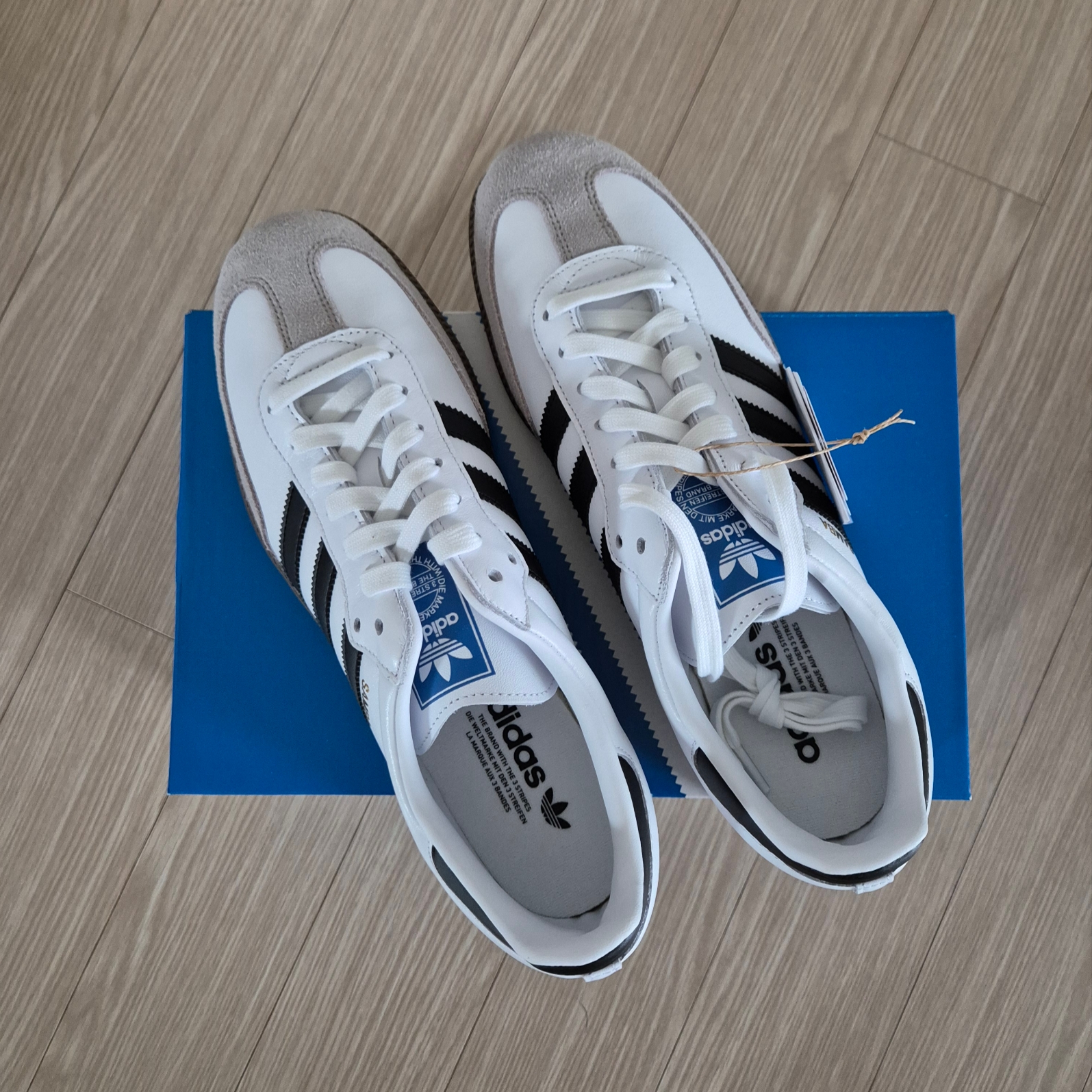 Adidas Samba OG Cloud White 착용 스타일