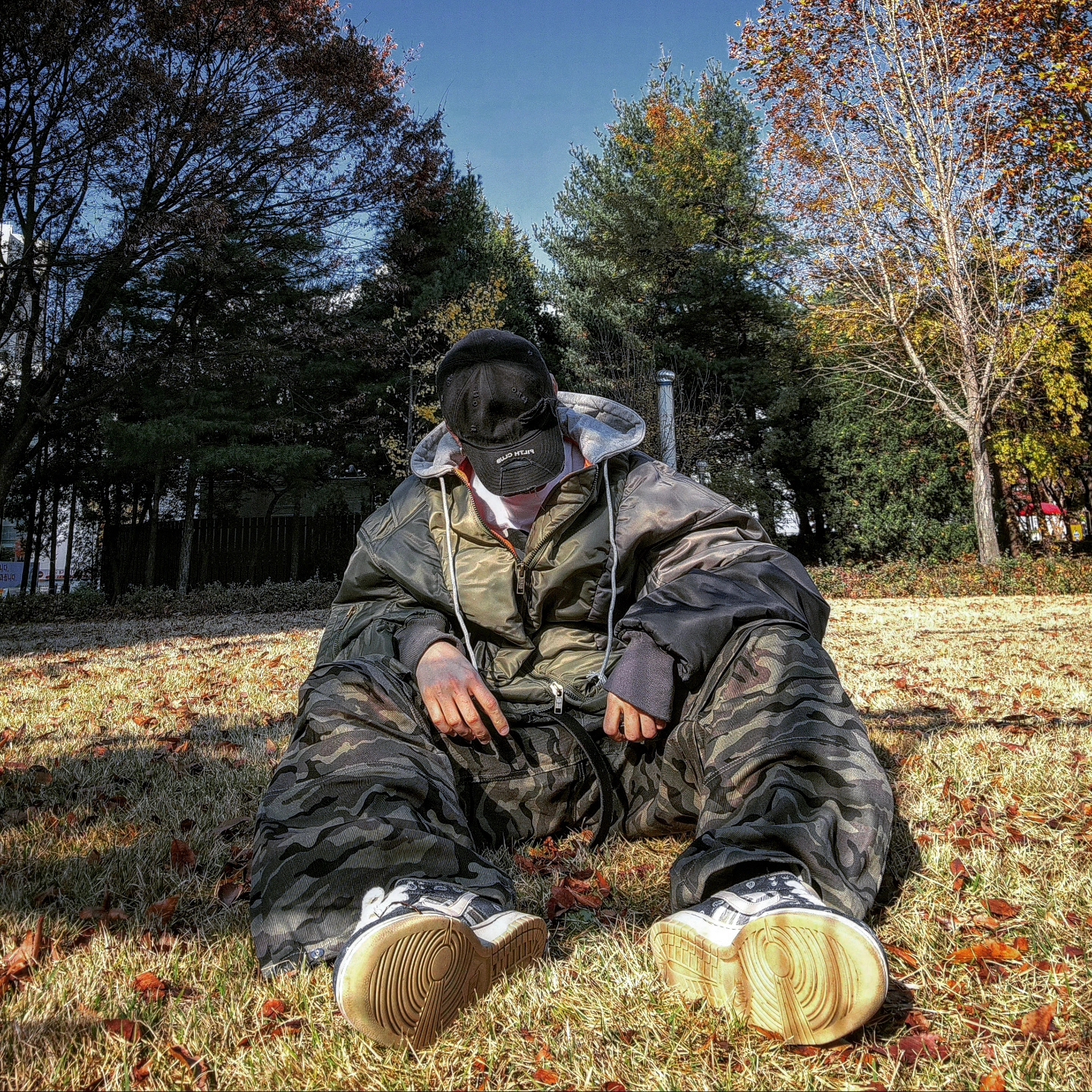 Project G/R Distressed Filth Club Cap Washed Black, Project G/R Unbalanced Reworked Bomber Jacket Khaki 착용 스타일