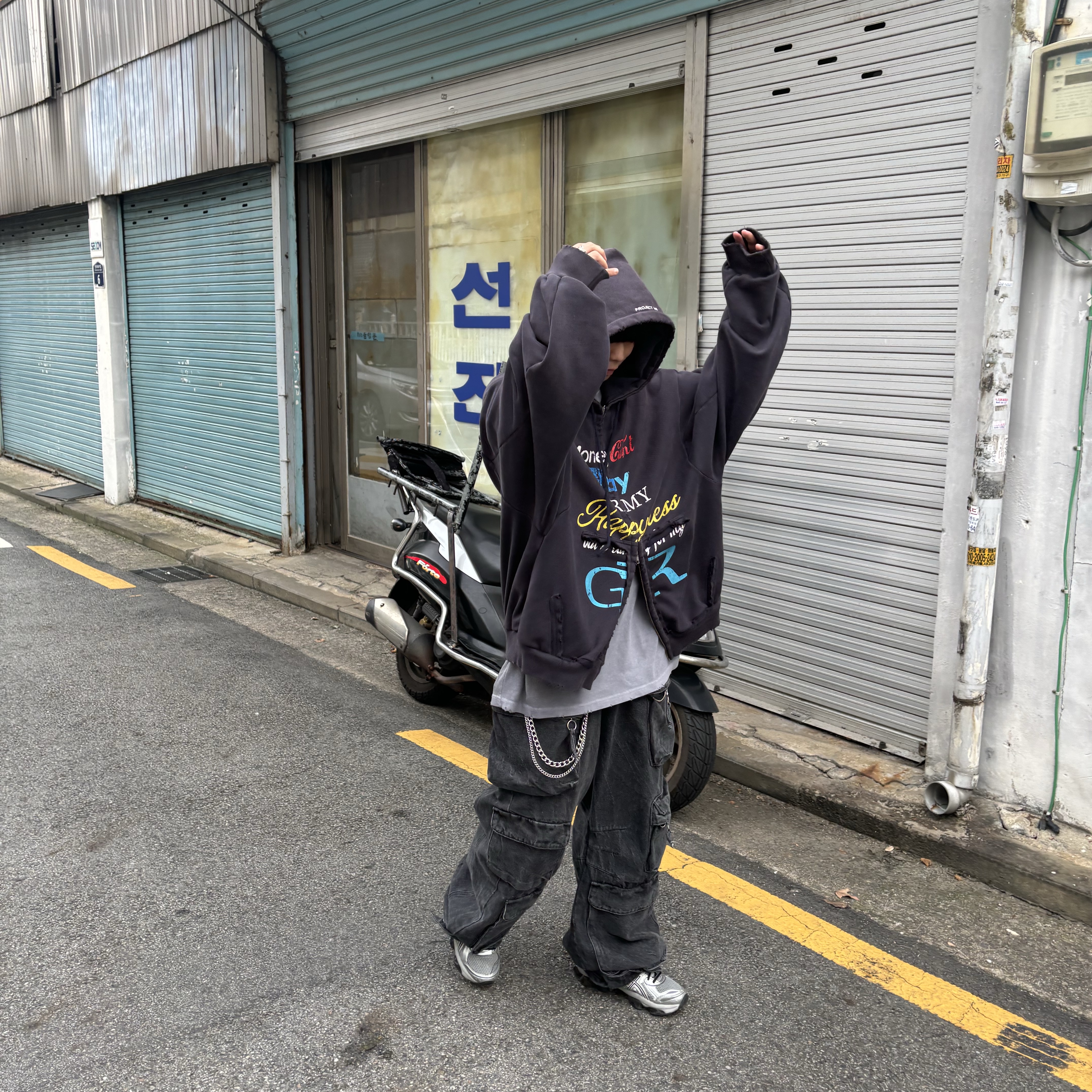 Project G/R Happiness Zip Hoodie Navy, Asics Gel-Quantum Kinetic Mid Grey Pure Silver 착용 스타일 - 3