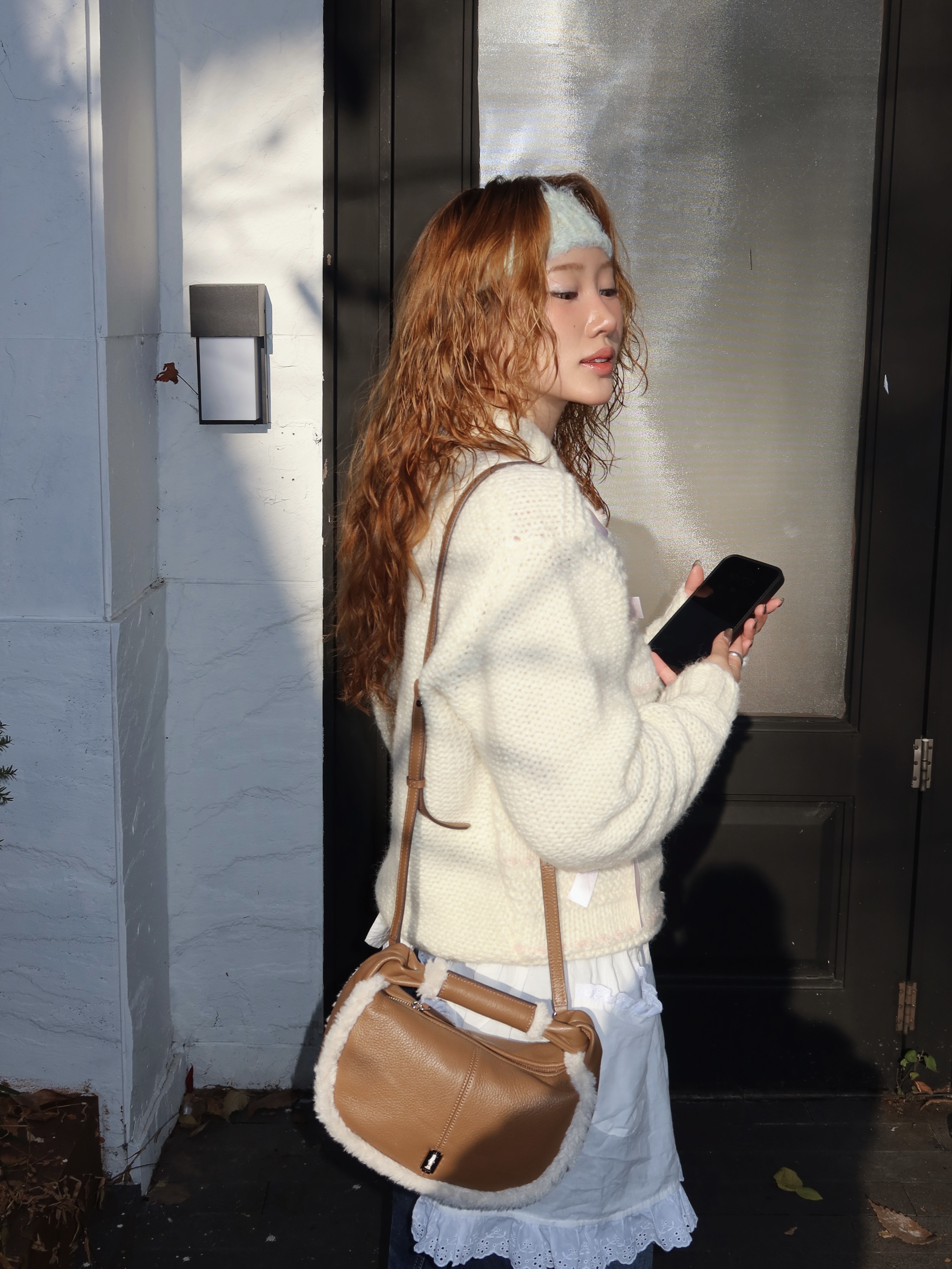 Puma Speedcat Archive Haute Coffee Frosted Ivory, ROCCI ROCCI X GRAFIKUS Crochet Denim Long Skirt Middle Blue 착용 스타일 - 2