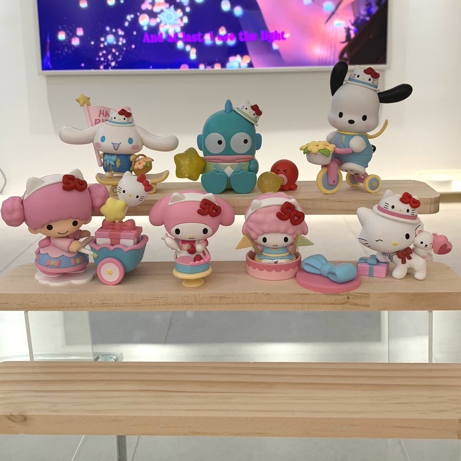 Pop Mart Sanrio Hello Kitty 50th Anniversary Series Figure Sealed Case (12 Blind Boxes) 착용 스타일 - 2