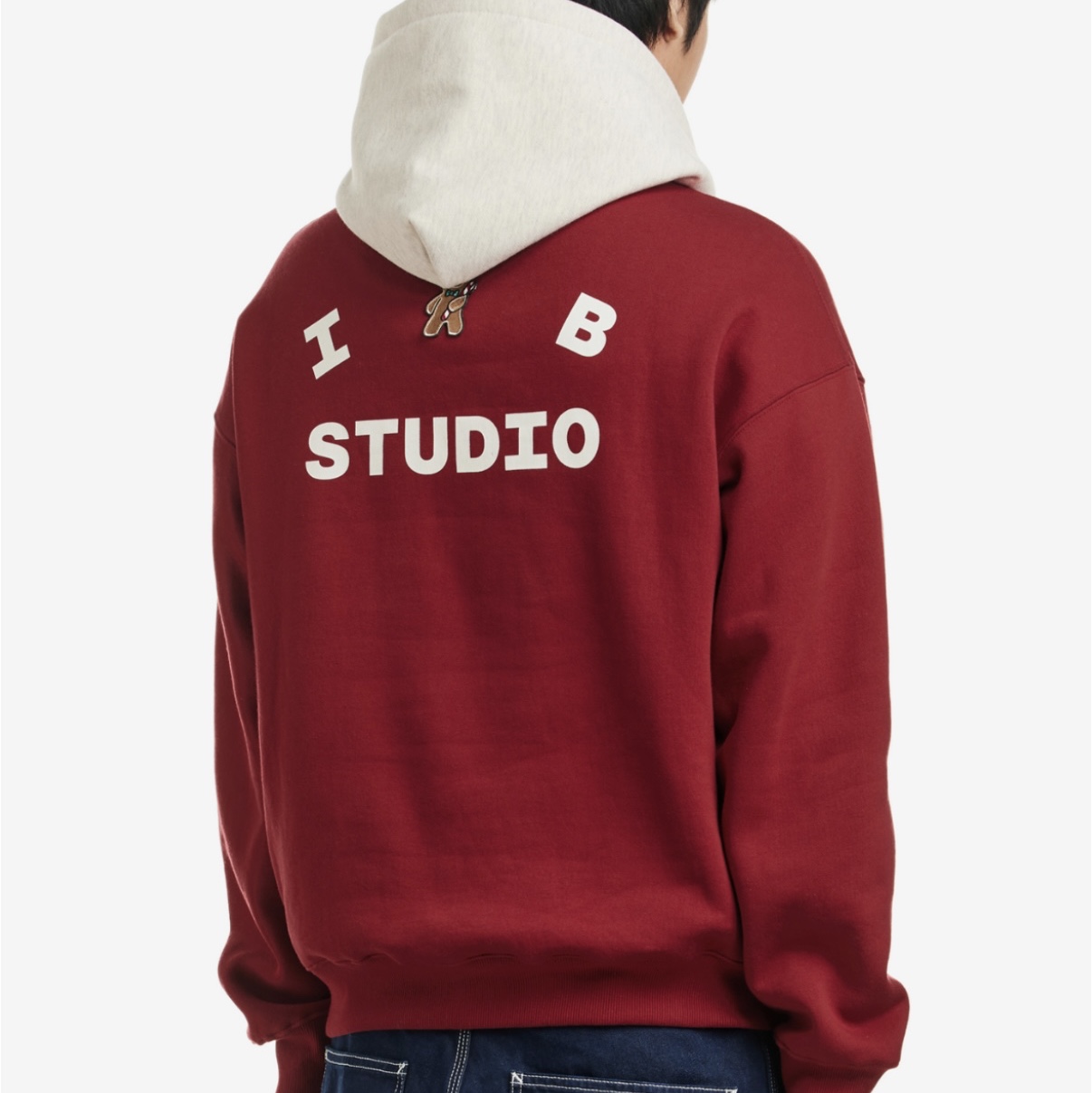 IAB Studio 24 Christmas Hoodie Burgundy Oatmeal 착용 스타일 - 8