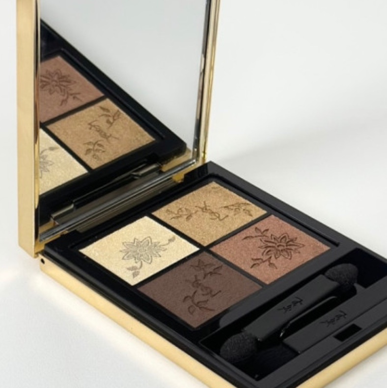 Yves Saint Laurent Holiday Collection Couture Mini Clutch Eye Palette 024 Golden Lace 착용 스타일 - 2