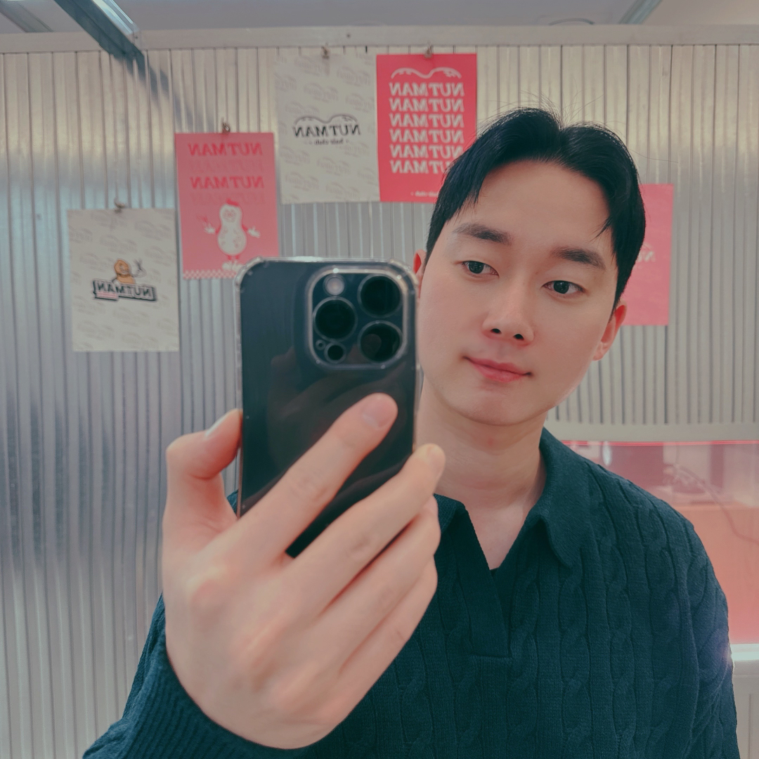 KREAM 프로필 이미지