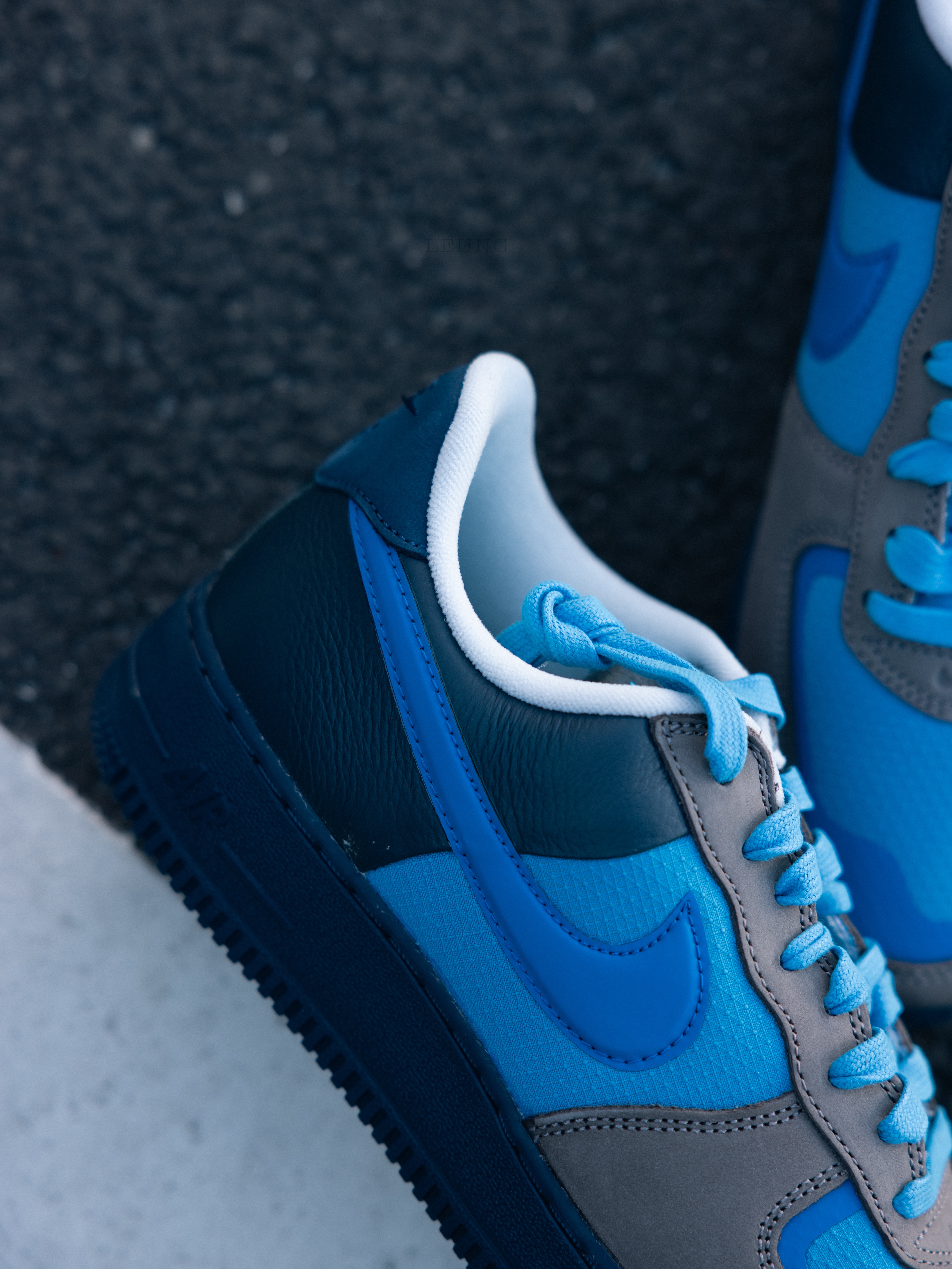 Nike x Stash Air Force 1 Low SP Soft Grey and Harbor Blue 2024 착용 스타일 - 3