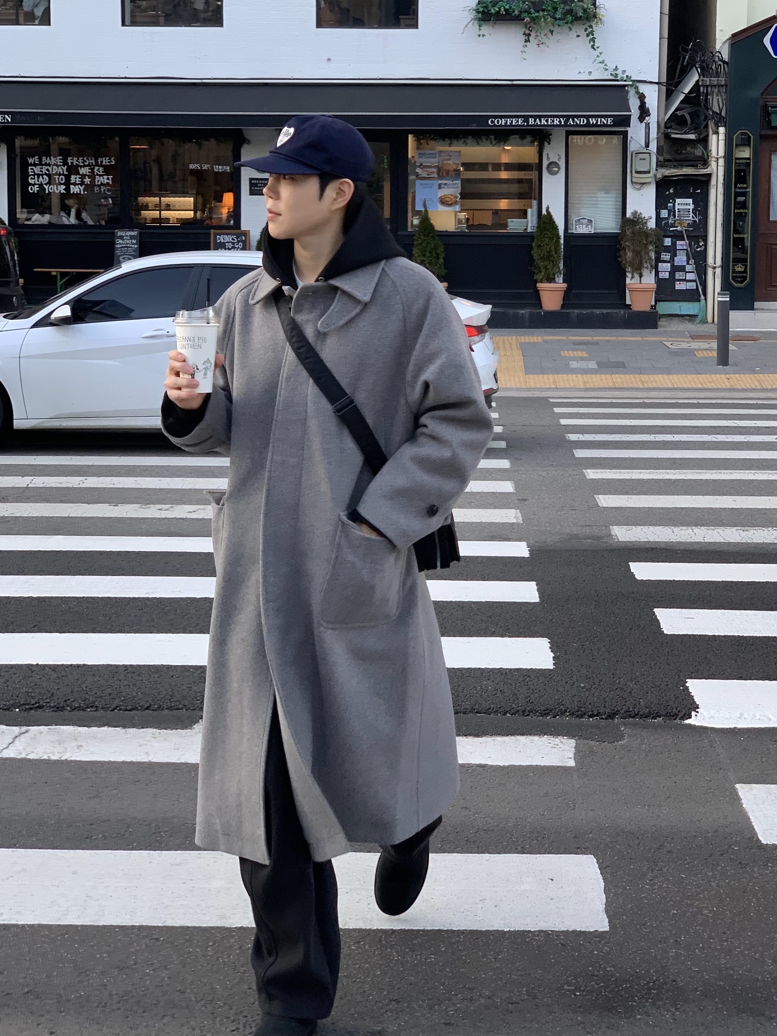 UGG Classic Mini Boots Black 착용 스타일