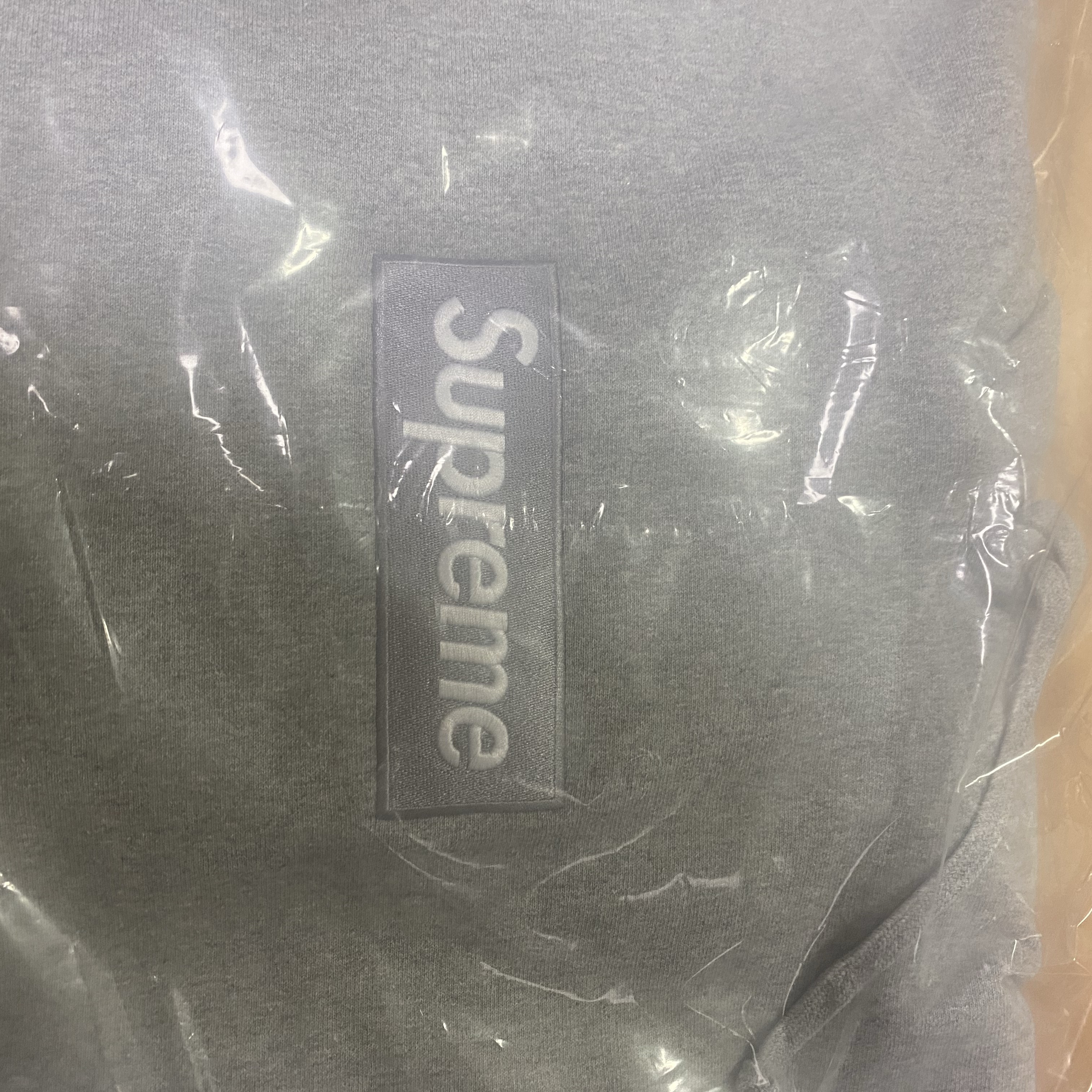 Supreme Box Logo Hooded Sweatshirt Heather Grey - 24FW 착용 스타일