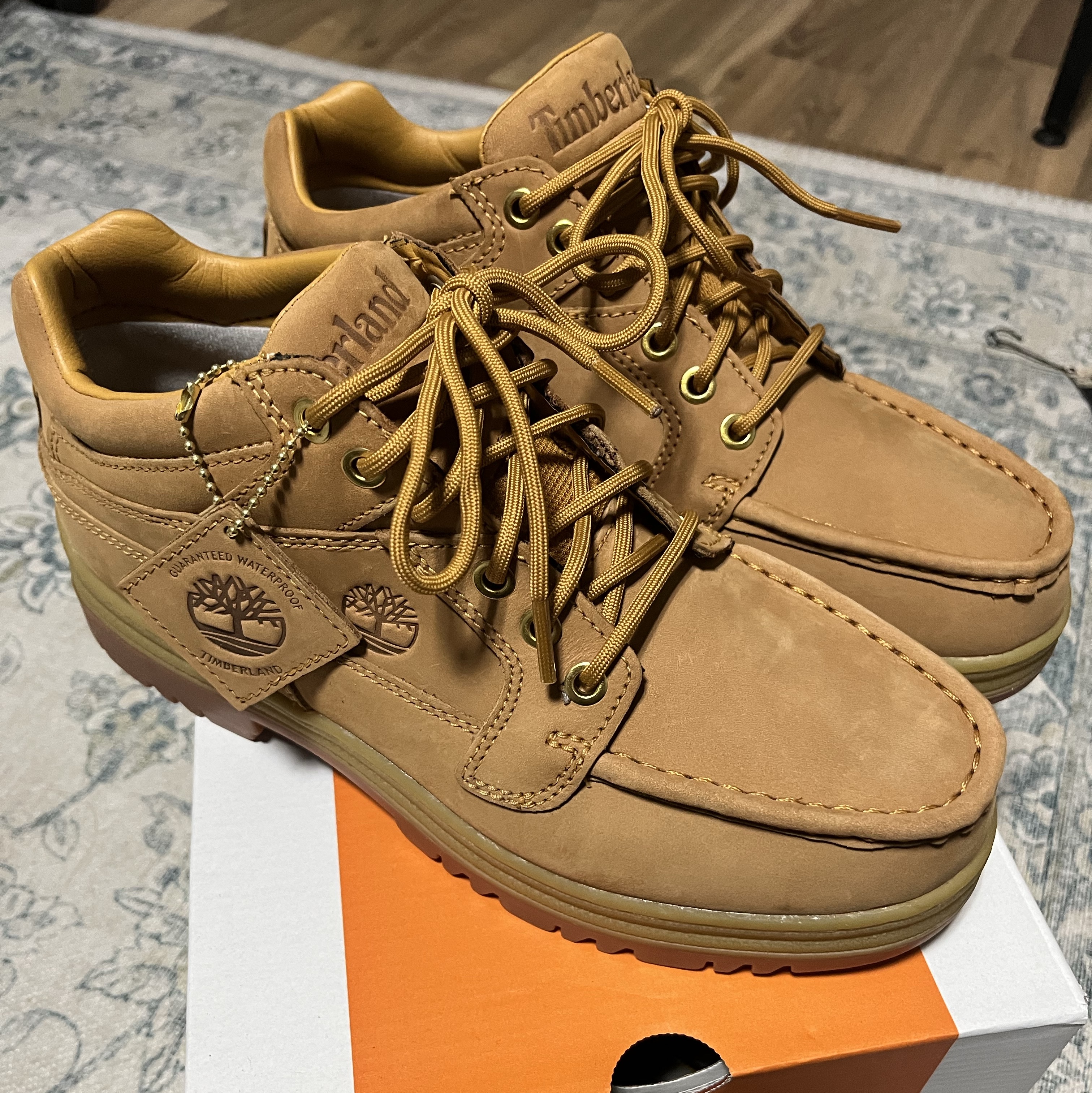 Timberland x Beams Heritage Gore-Tex Moc Toe Mid Boots Wheat - Wide 착용 스타일