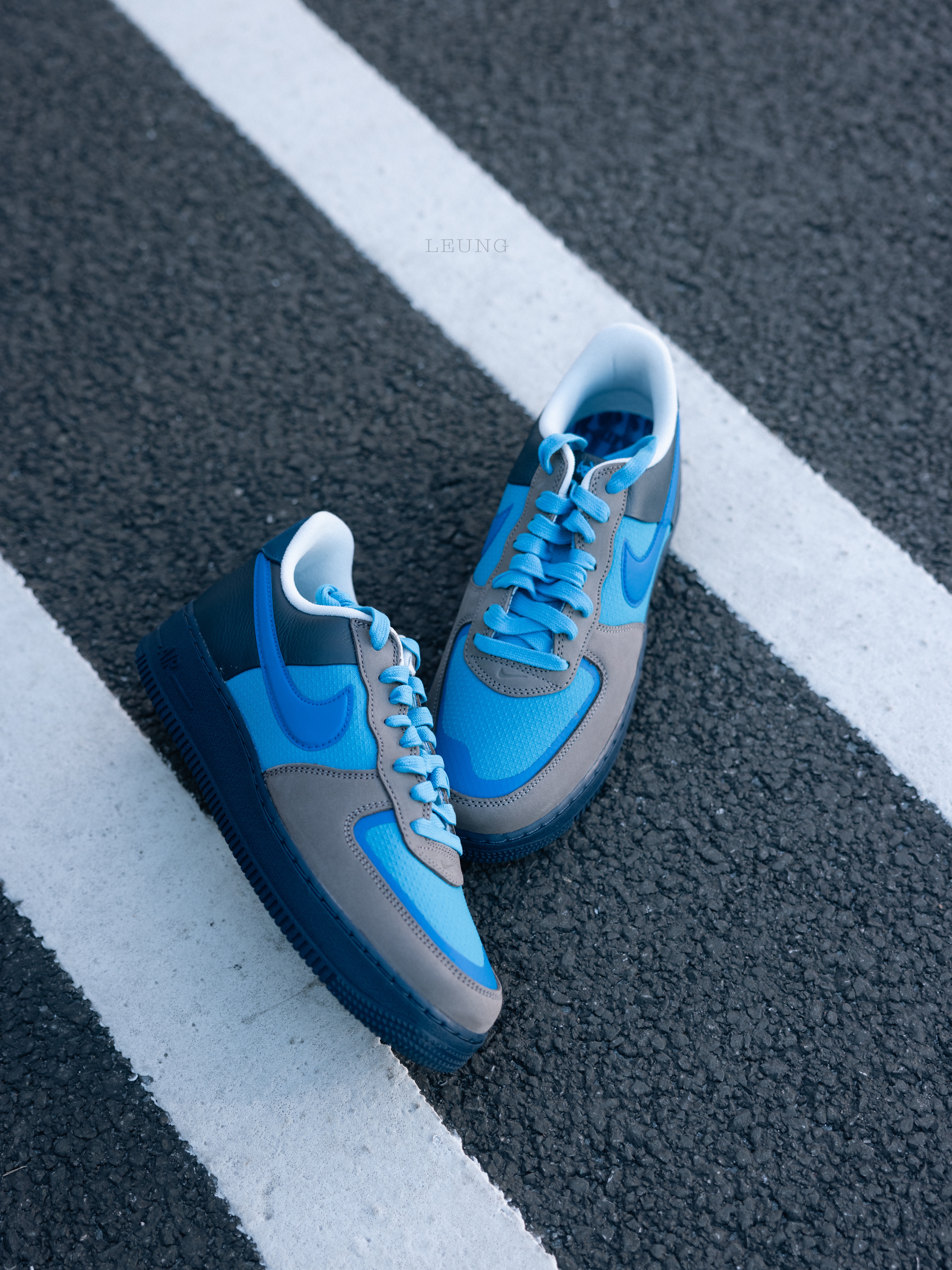Nike x Stash Air Force 1 Low SP Soft Grey and Harbor Blue 2024 착용 스타일 - 6