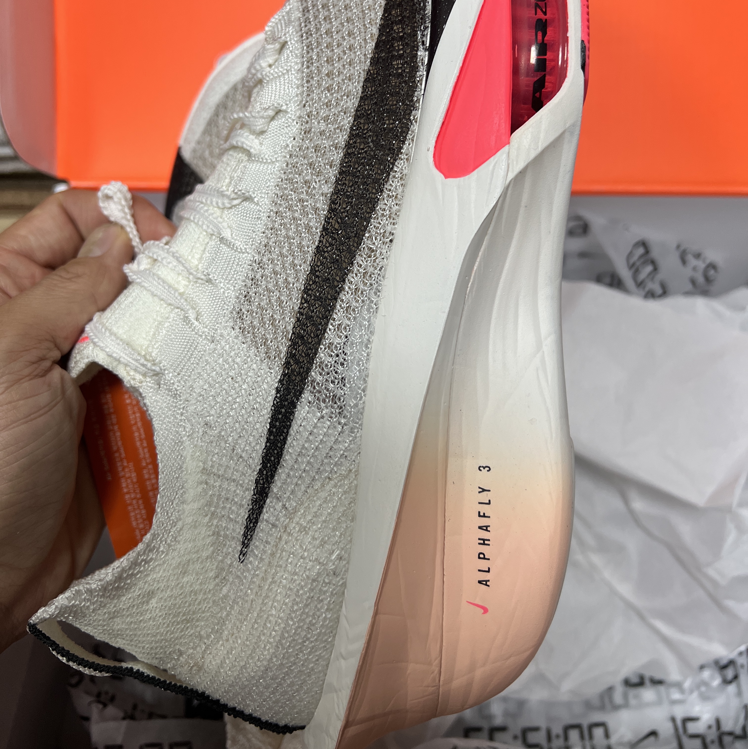 (W) Nike Air Zoom Alphafly Next% 3 Sail Crimson Tint 착용 스타일 - 2