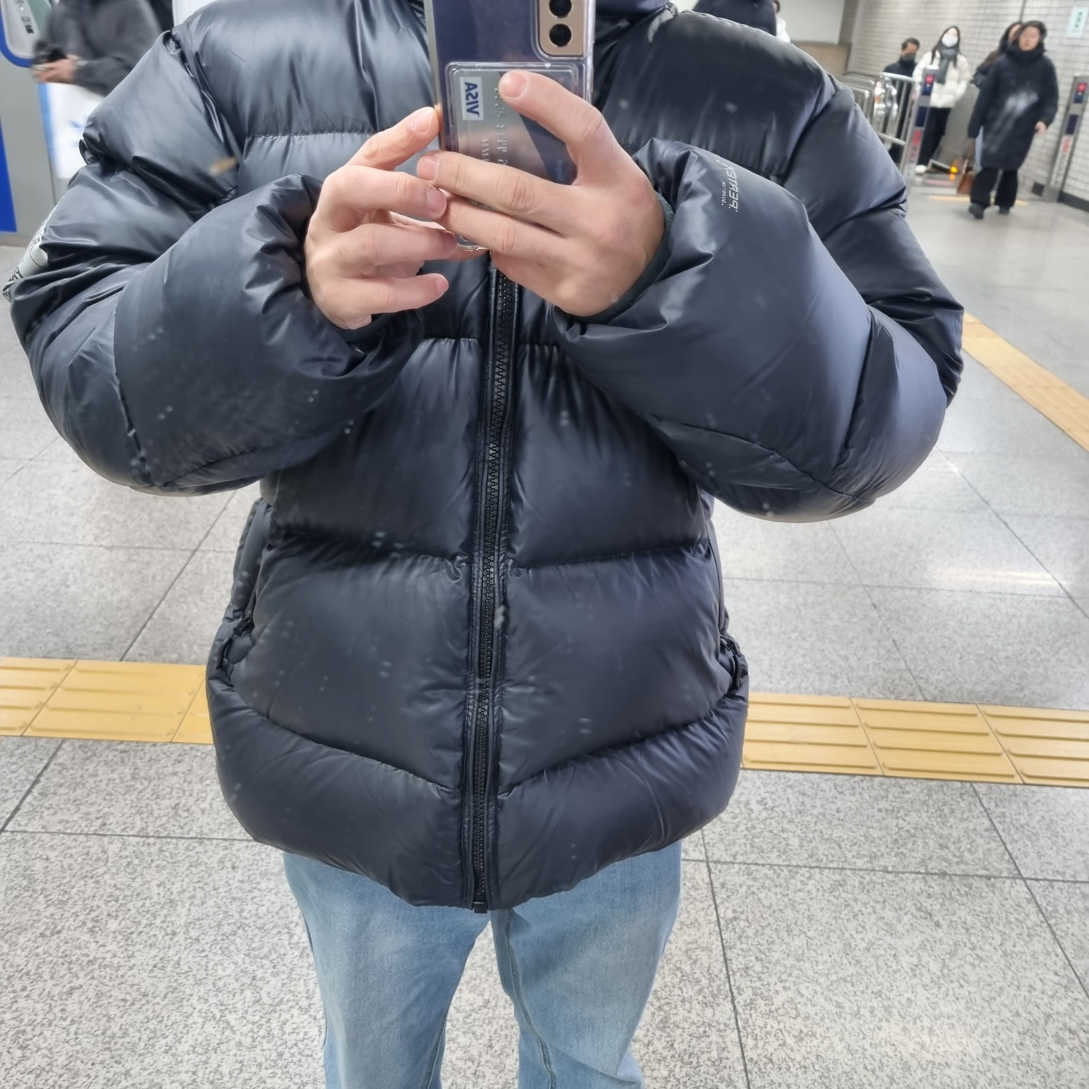 Palace Pertex Opaque Balaclava Puffa Black - 24FW 착용 스타일