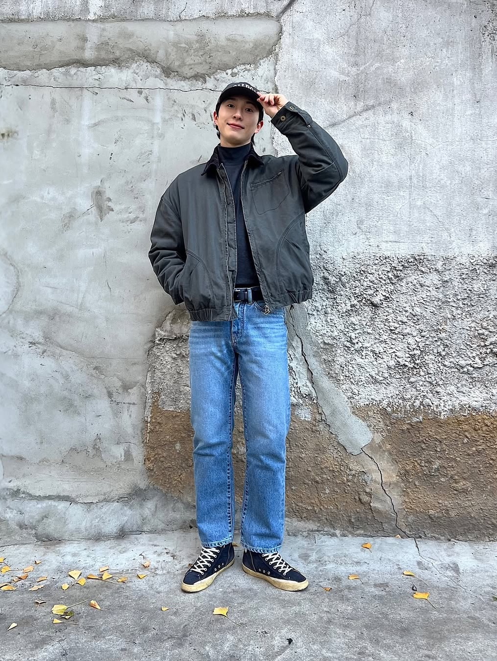 Wildthings Vintage Work Jacket Graphite 착용 스타일