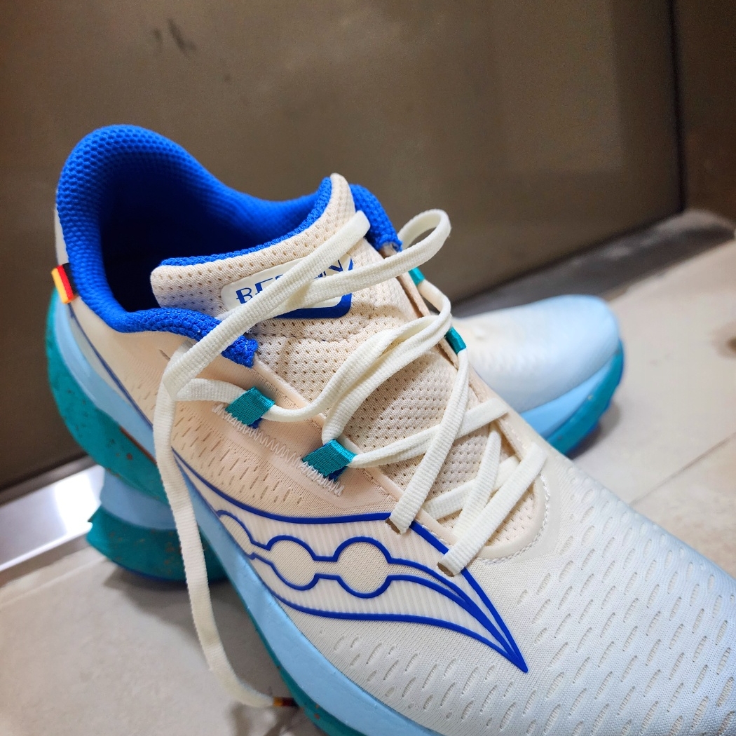 Saucony Berlin Endorphin Speed 4 Sky 착용 스타일