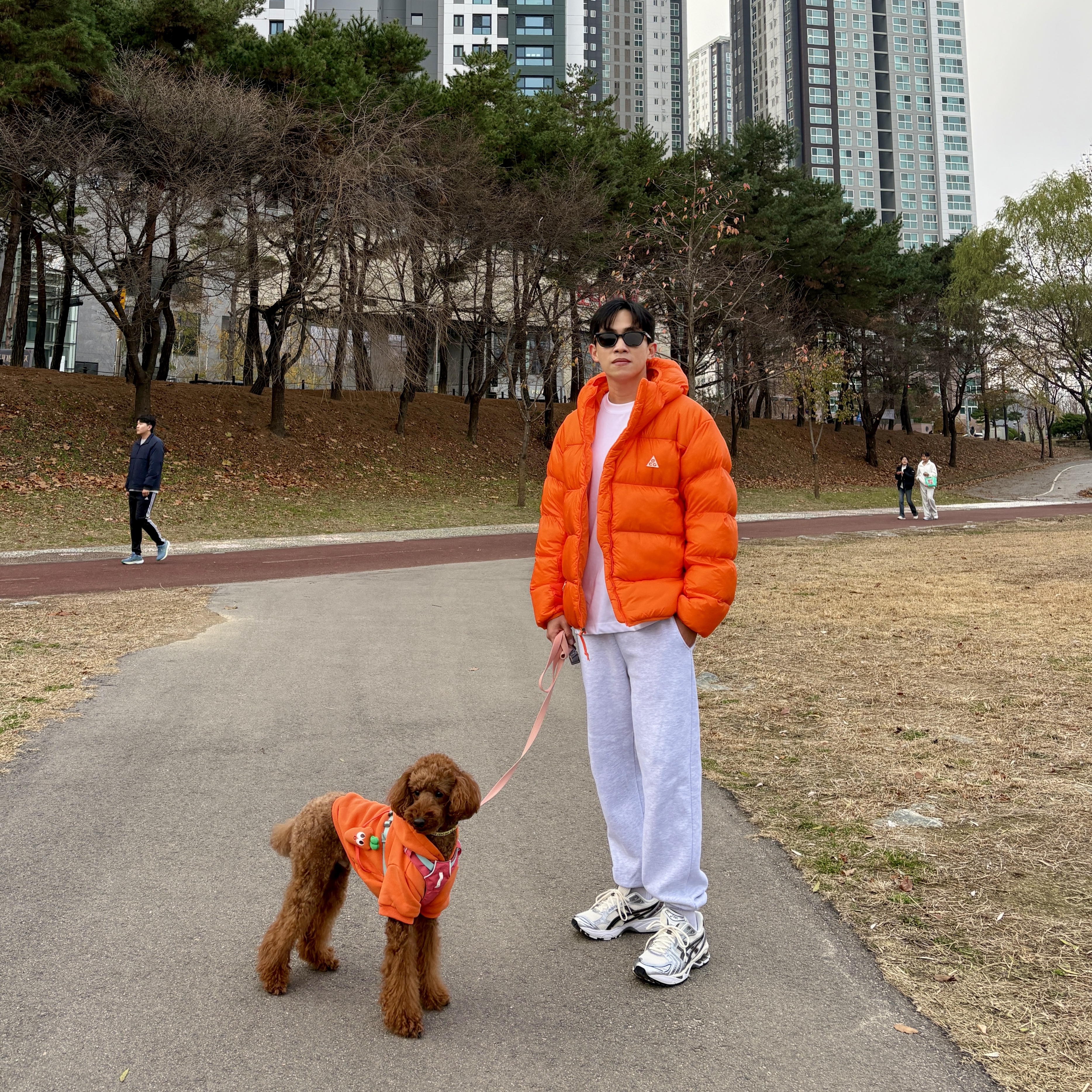 Nike ACG Therma-Fit ADV Lunar Lake Puffer Jacket Safety Orange - Asia, Asics Gel-Kayano 14 Cream Black 착용 스타일 - 5
