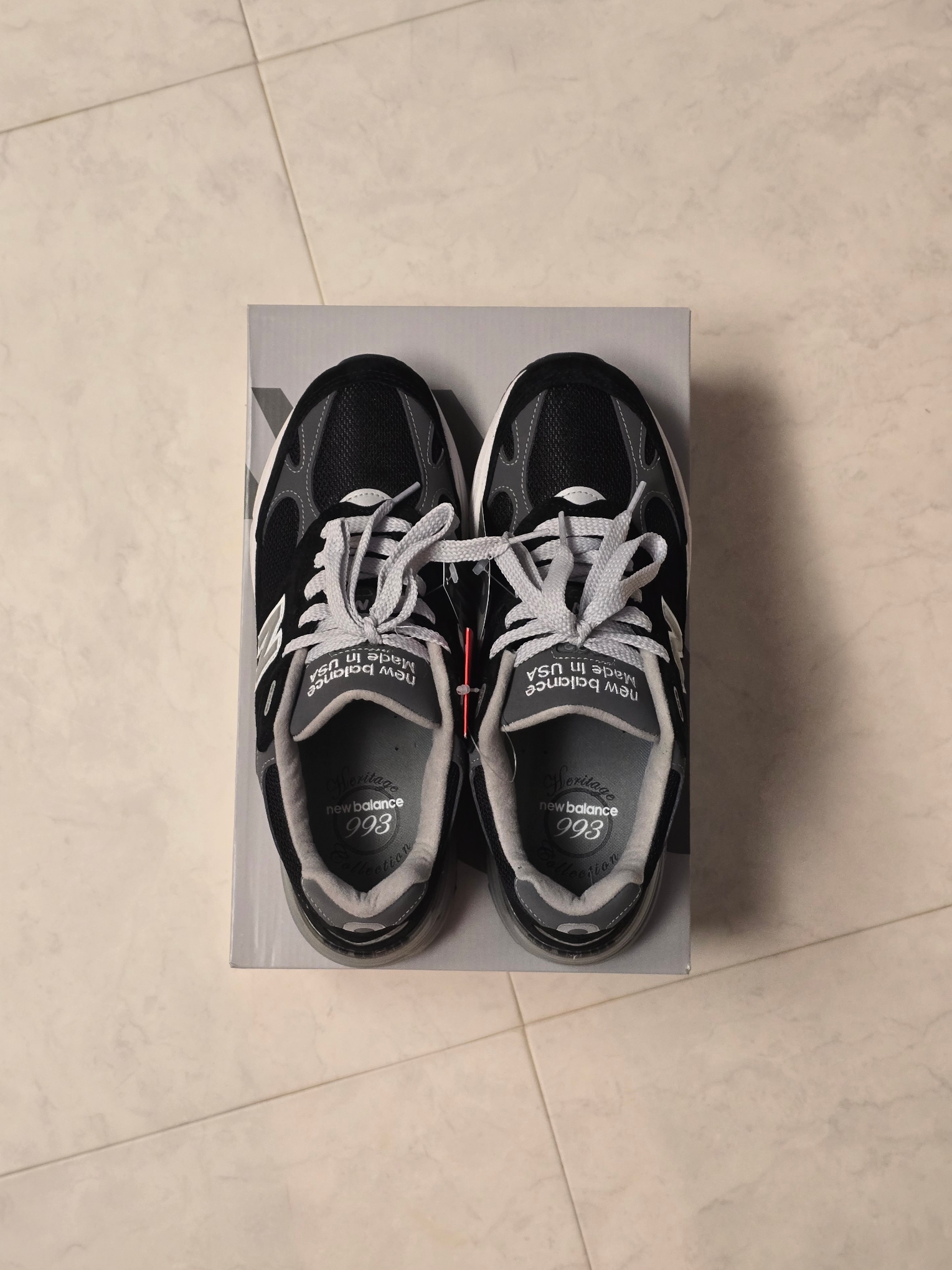 New Balance 993 Made in USA Black - D Standard 착용 스타일 - 3