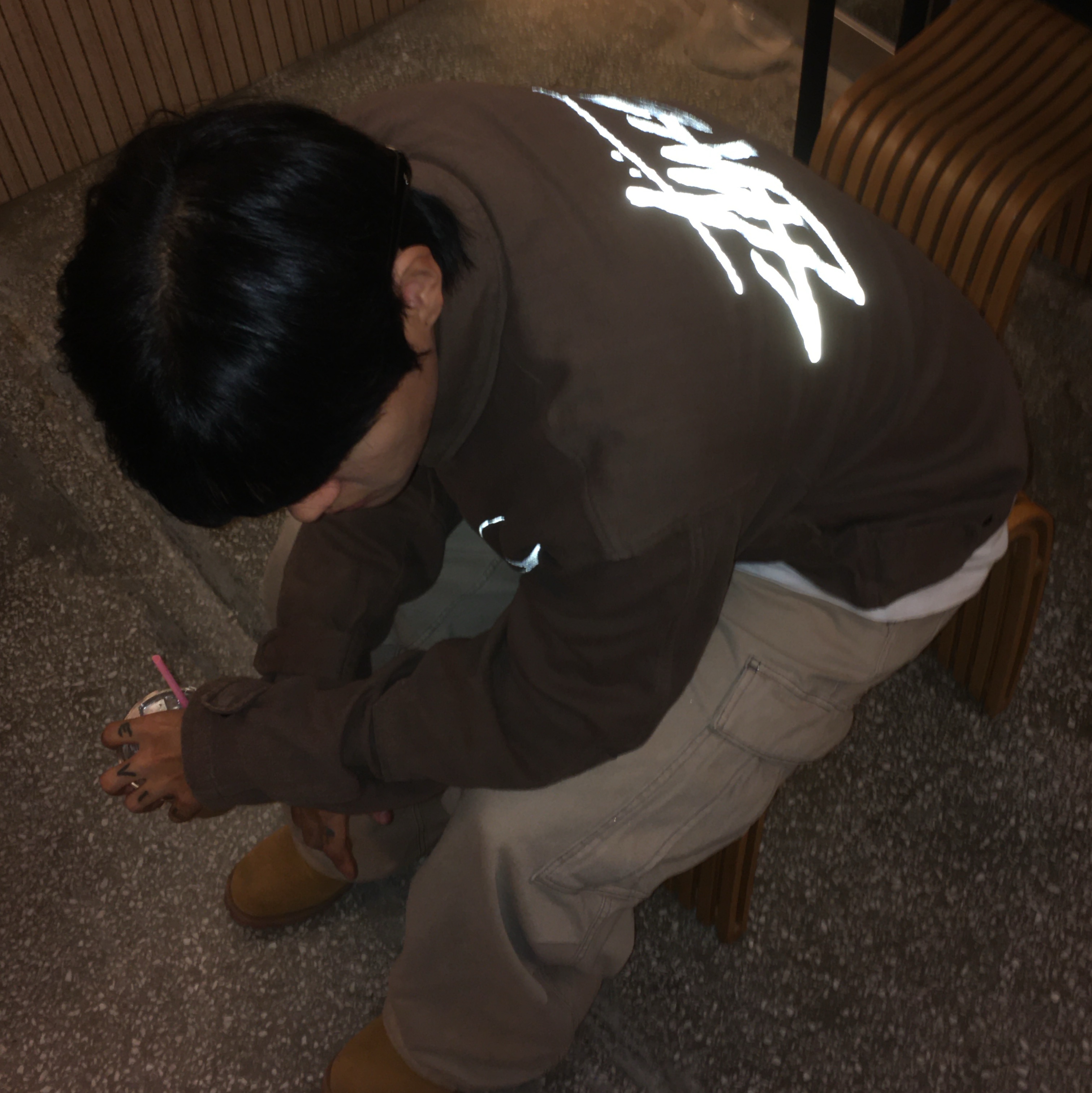 Stussy x Our Legacy Work Shop Pararescue Jacket Mud Black Slub Twill 착용 스타일 - 4