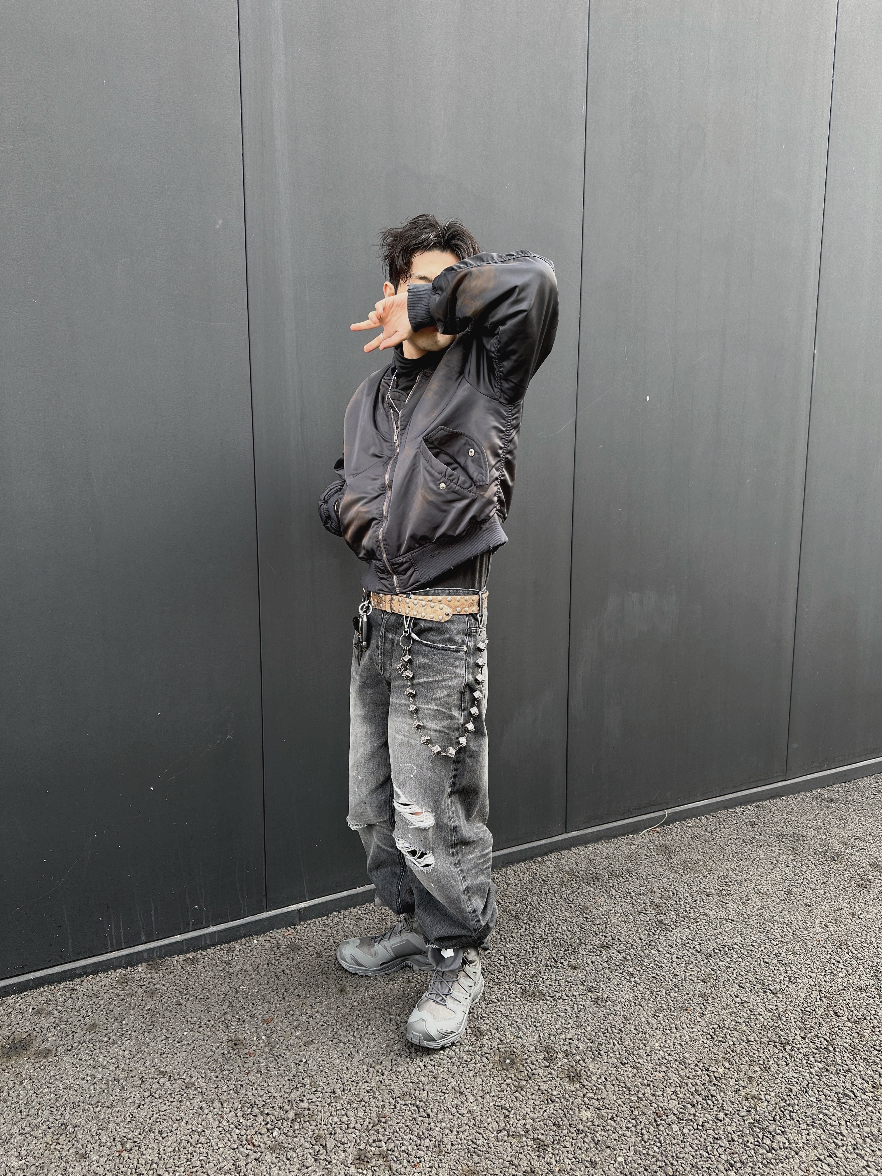 Salomon x Rier XA Jungle Castlerock, Stussy 8 Ball Studded Belt Raw Cowhide Hair 착용 스타일 - 3