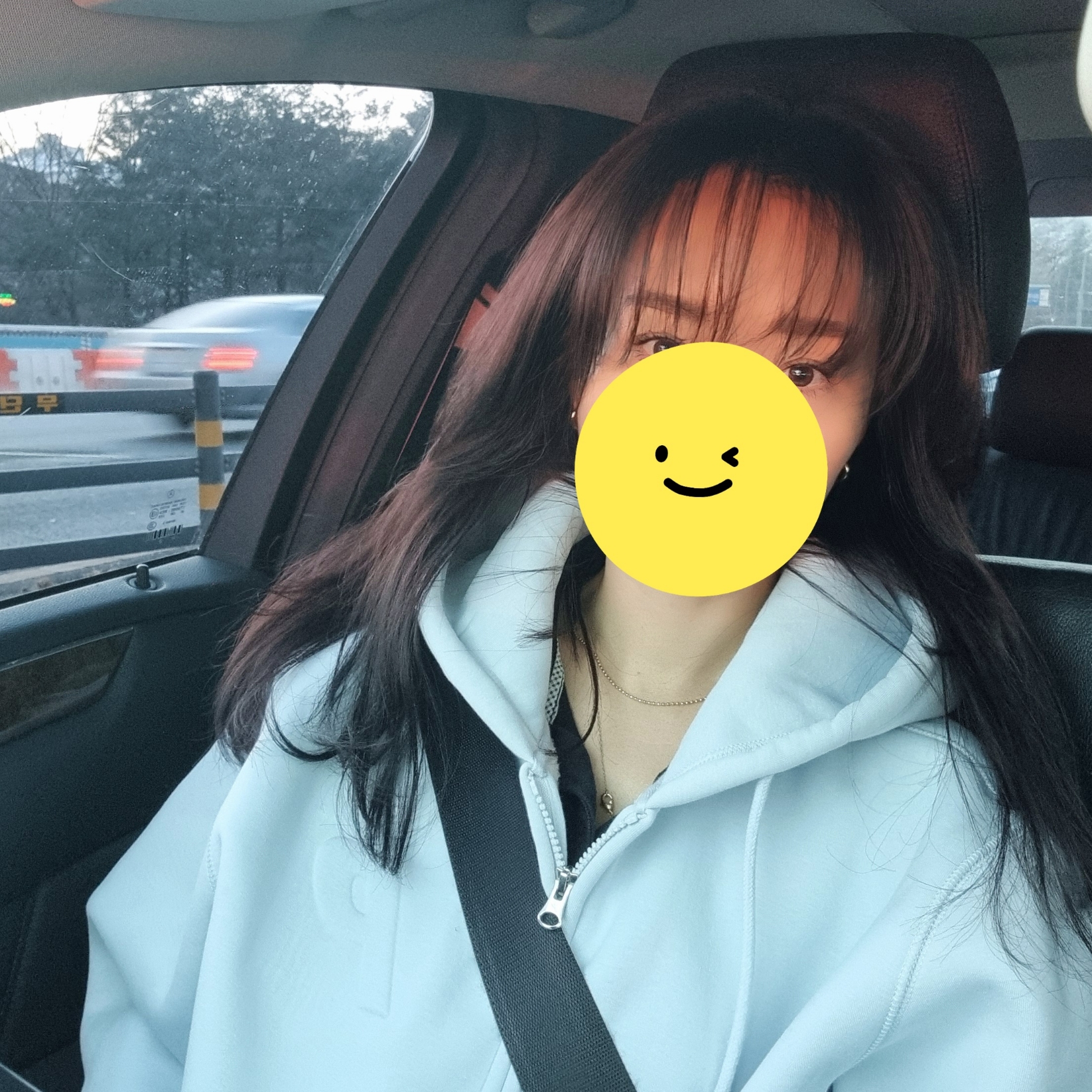 Palace Thermal Embossed P3 Zip Hood Faint Blue - 24FW 착용 스타일 - 1