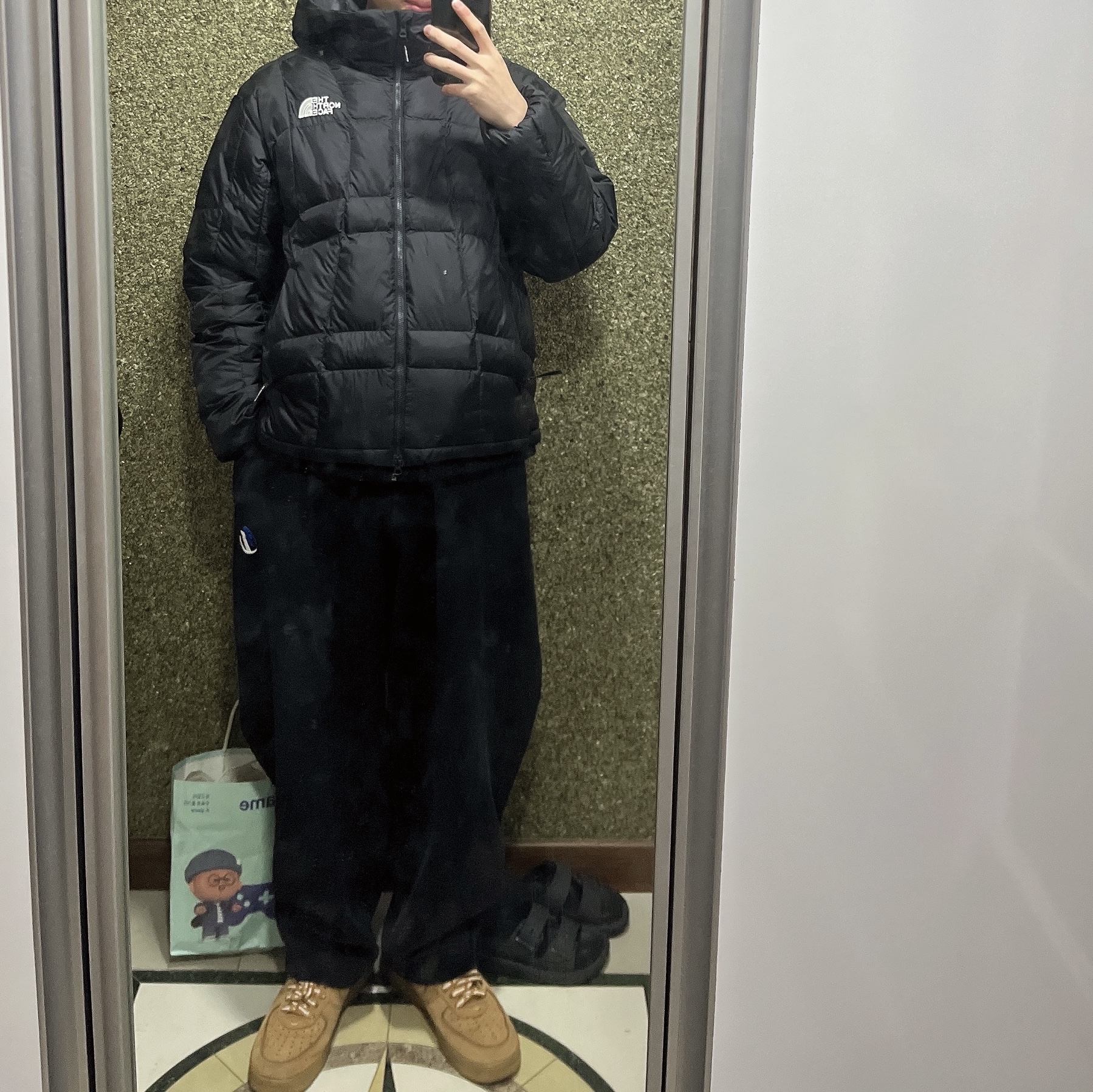 Nike x Supreme Air Force 1 Low Flax, Zara x Ader Error Jogger Pants Black 착용 스타일