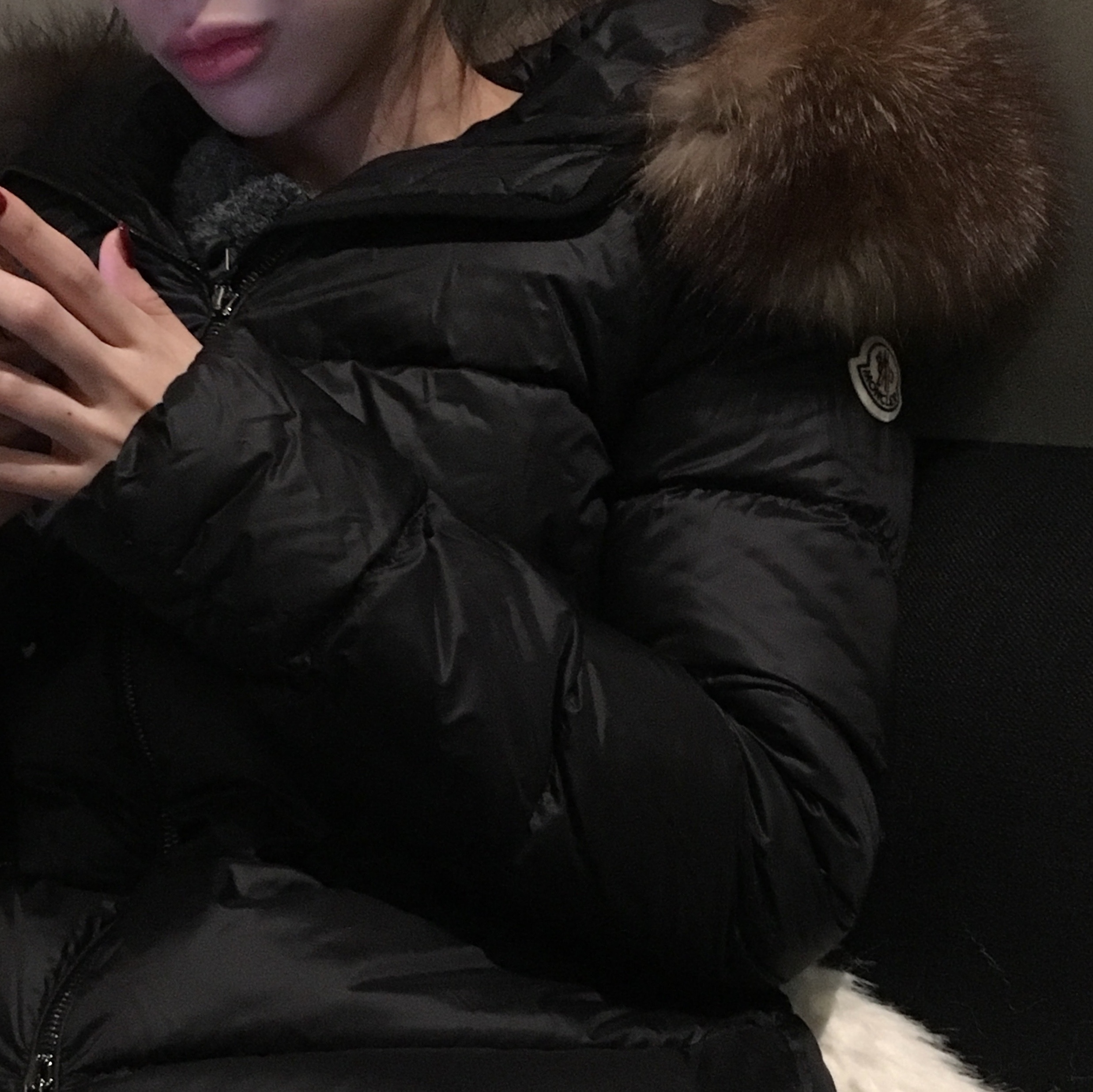 (W) Moncler Boed Short Down Jacket Black - 23FW 착용 스타일