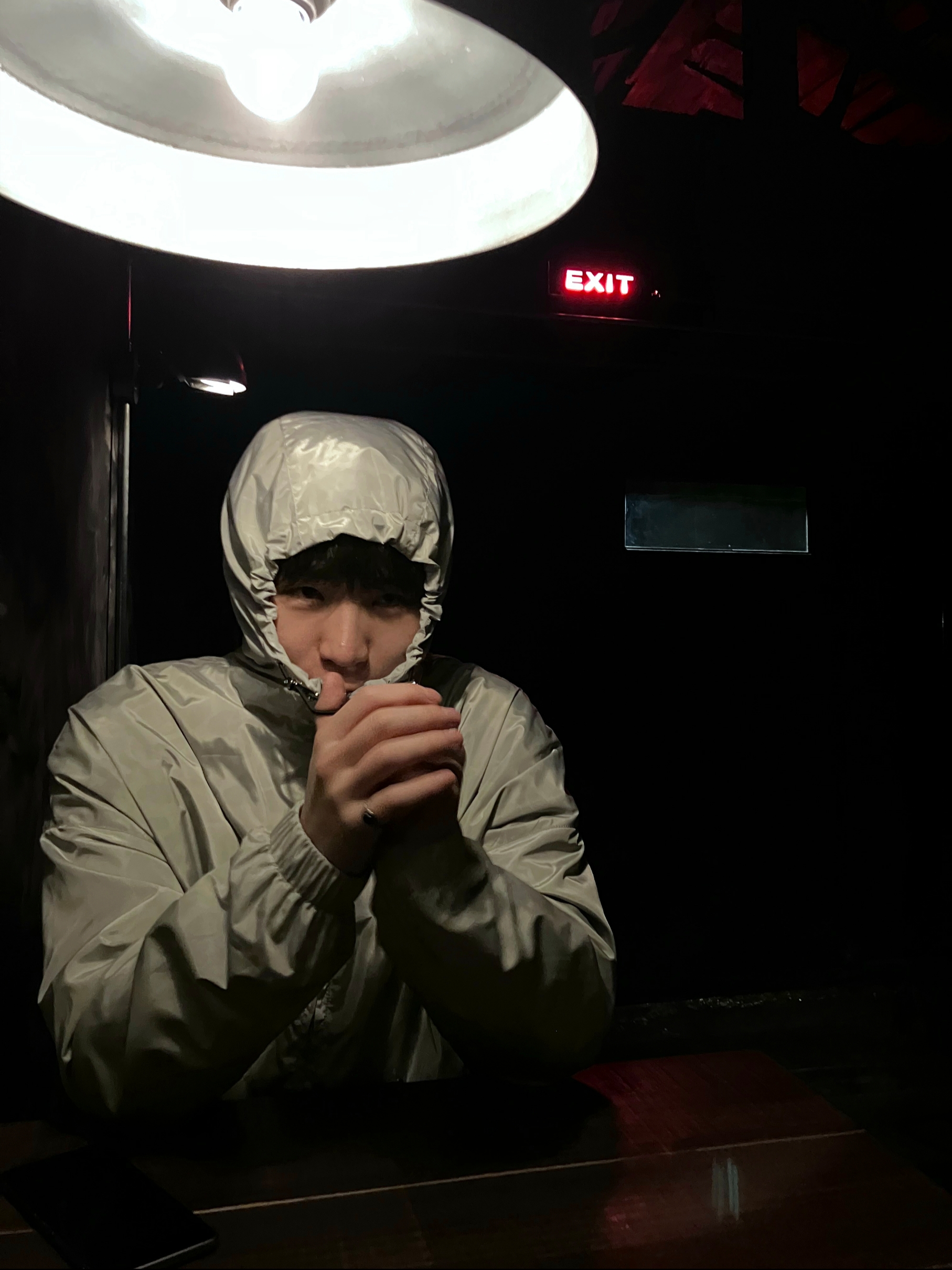 Adidas x Song for the Mute Country OG Maroon Core Black, BAPE Solid Color Nylon Hooded Jacket Grey 착용 스타일 - 2