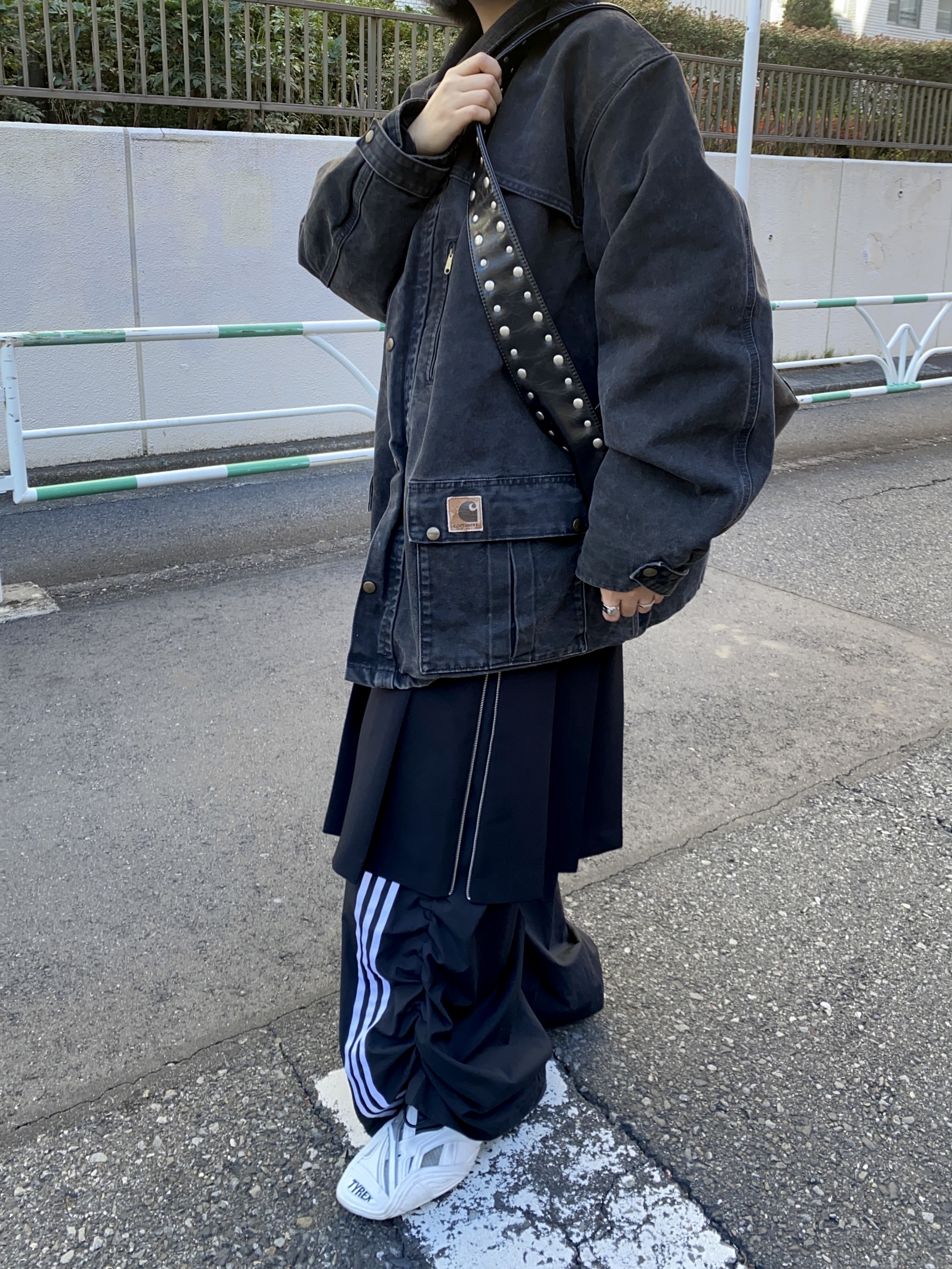 (W) Adidas Adilenium Oversized Track Pants Black - US Sizing, (W) Balenciaga Tyrex Sneakers Black White 착용 스타일 - 2