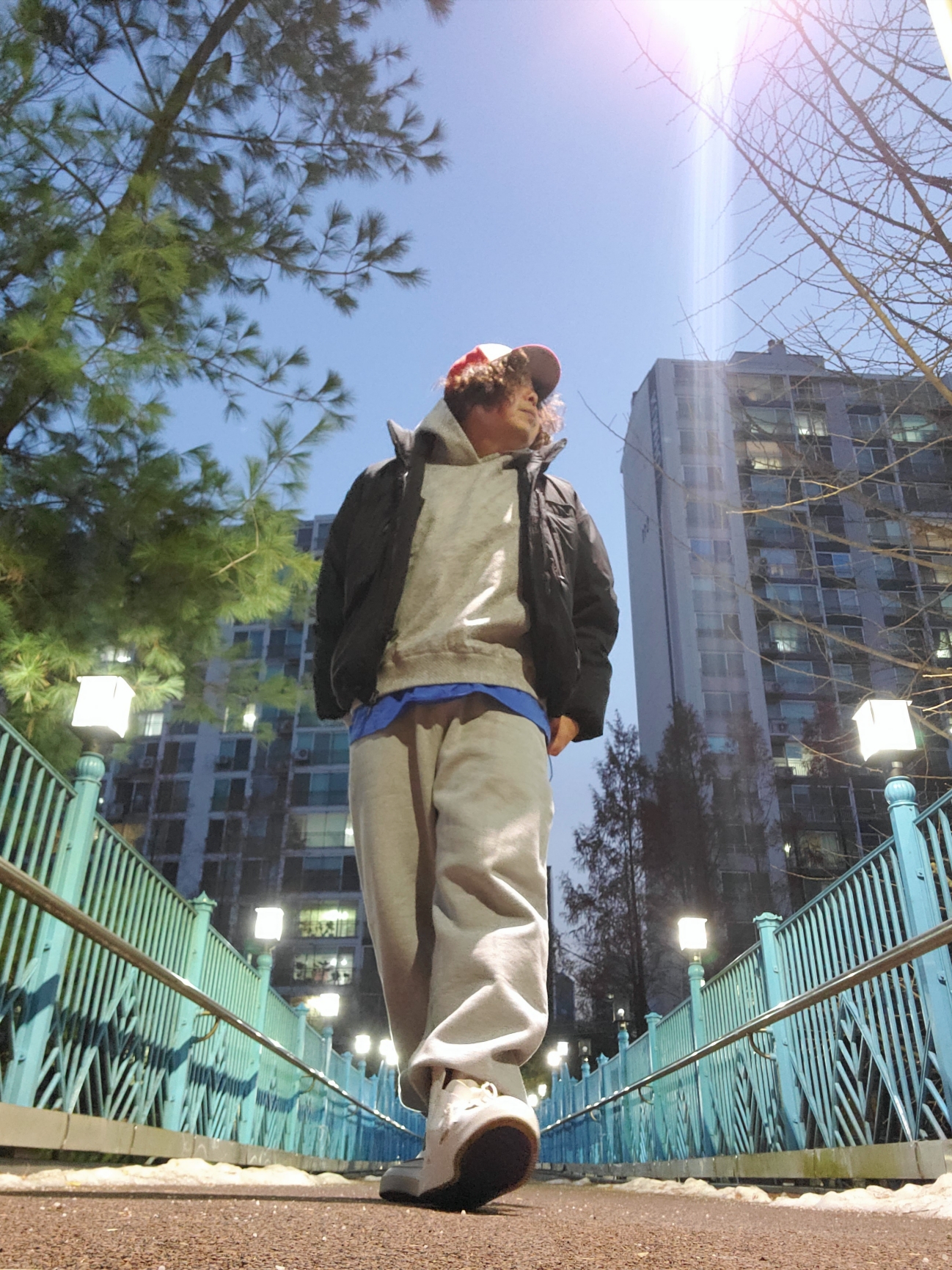 (W) Nike NRG Solo Swoosh Fleece Pants Dark Grey Heather - US/EU, (W) Nike Vandalised LX White Platinum Tint 착용 스타일 - 1