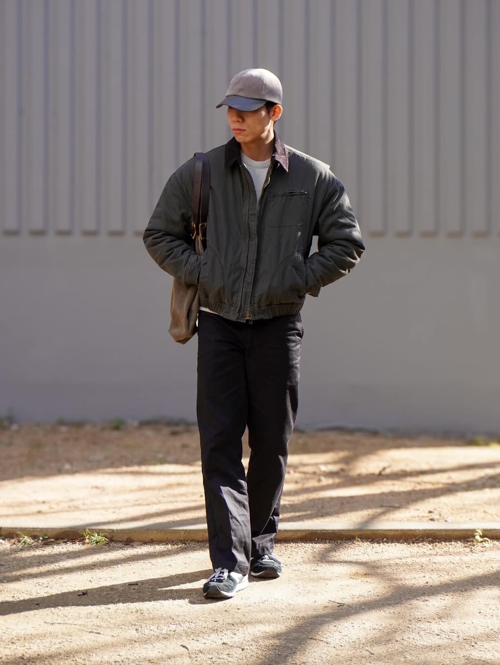 Wildthings Vintage Work Jacket Graphite 착용 스타일