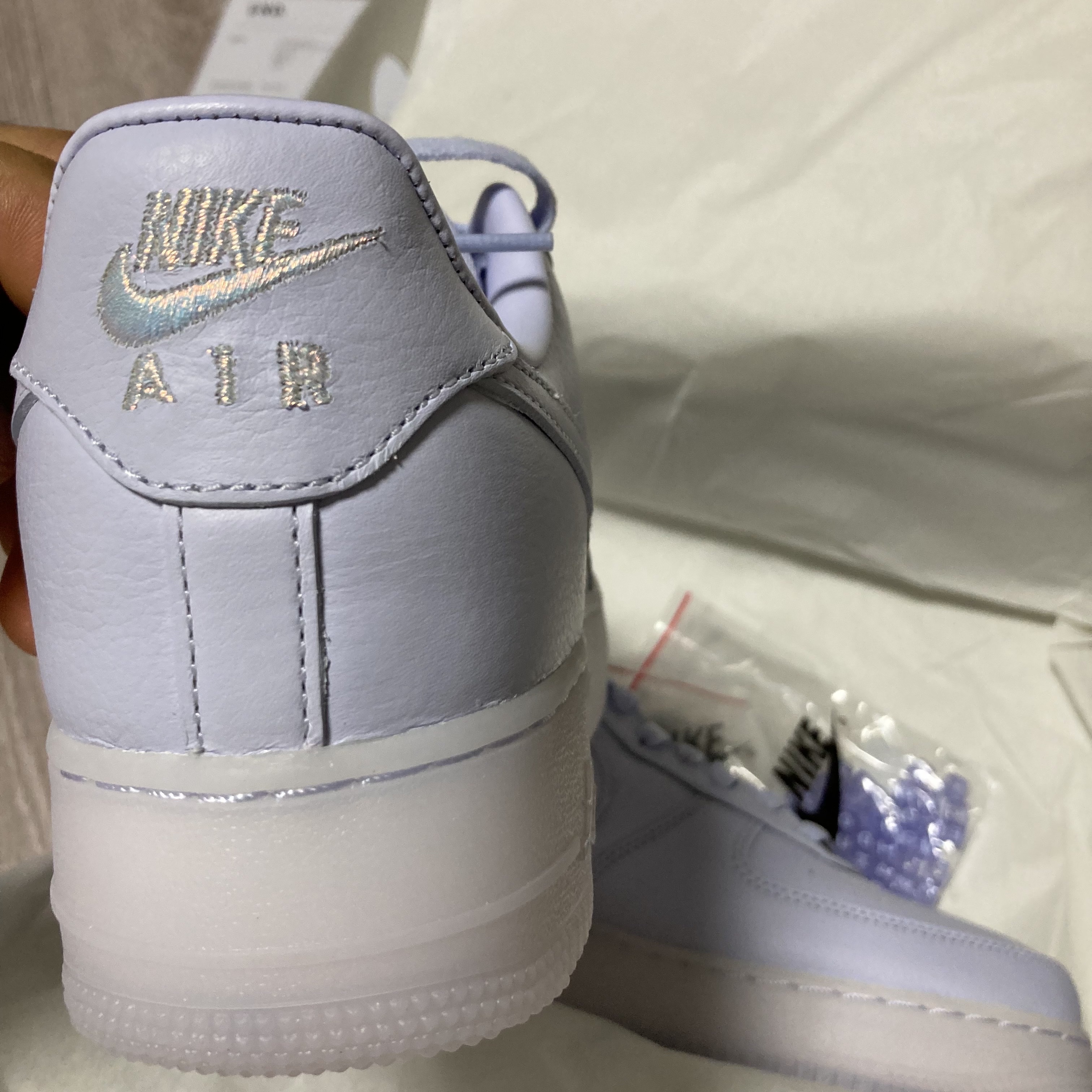 Nike x Drake Nocta Air Force 1 Low SP Certified Lover Boy Palest Purple Cobalt Tint 착용 스타일 - 7