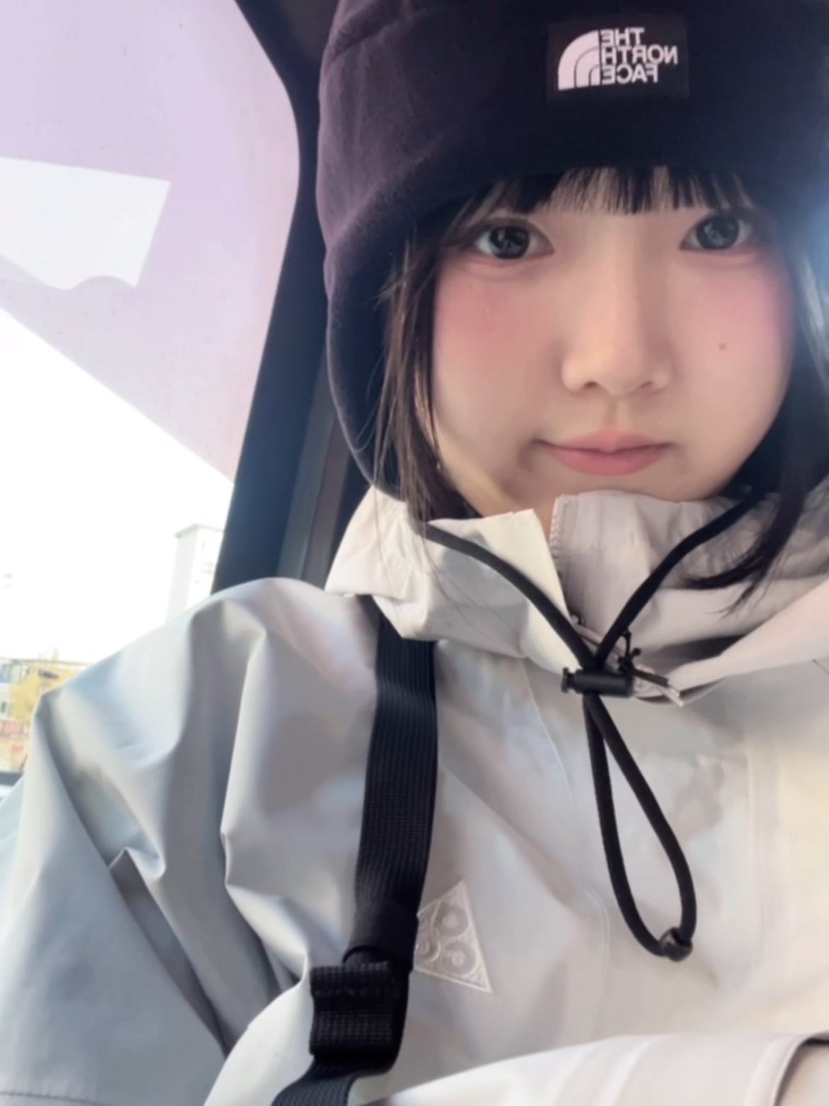 The North Face Fleece Earmuff Beanie Black, Nike ACG Storm-Fit ADV Cascade Rains Full Zip Jacket Photon Dust - Asia 착용 스타일