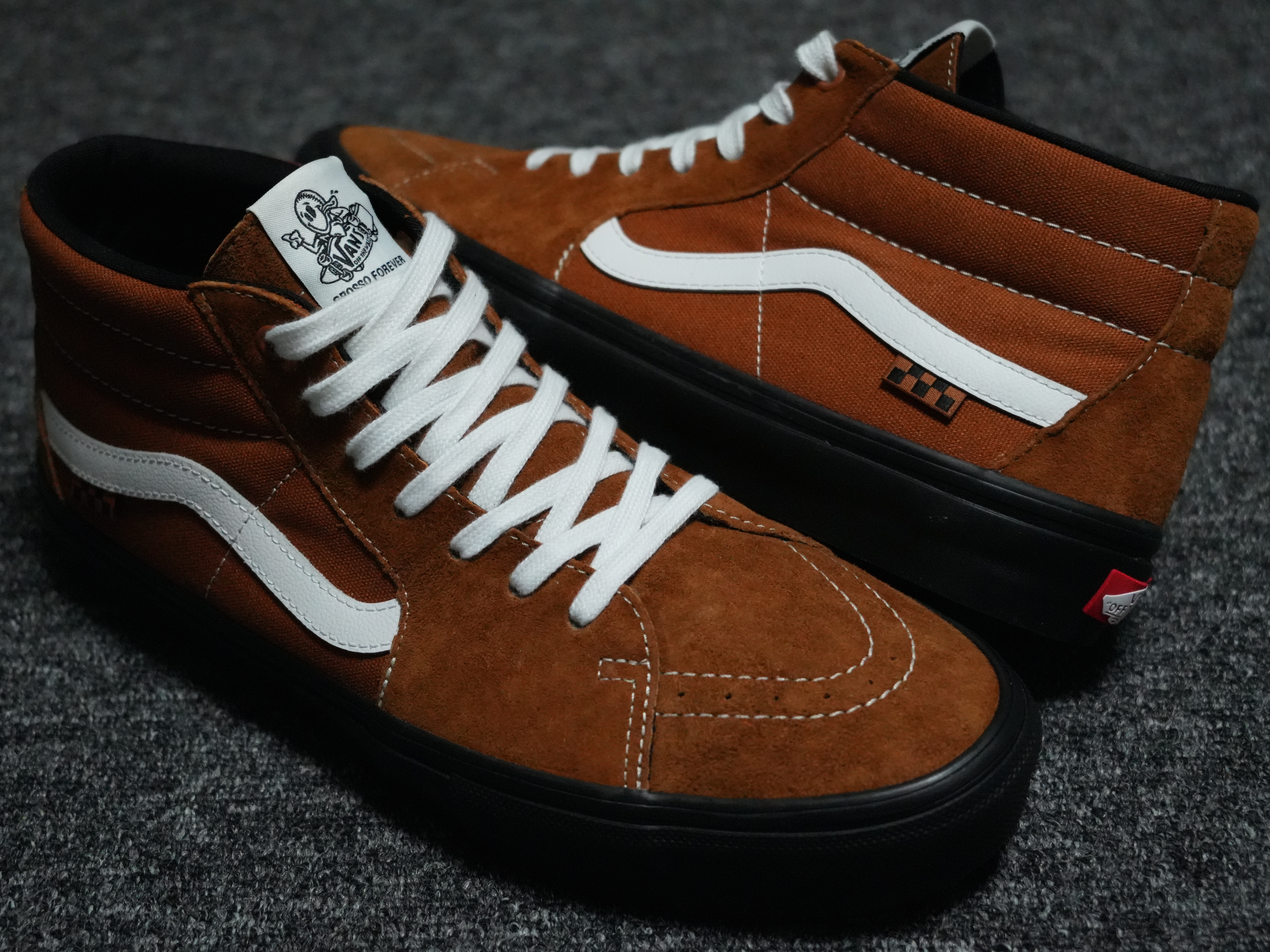 Vans Skate Grosso Mid Pig Suede Brown Black 착용 스타일
