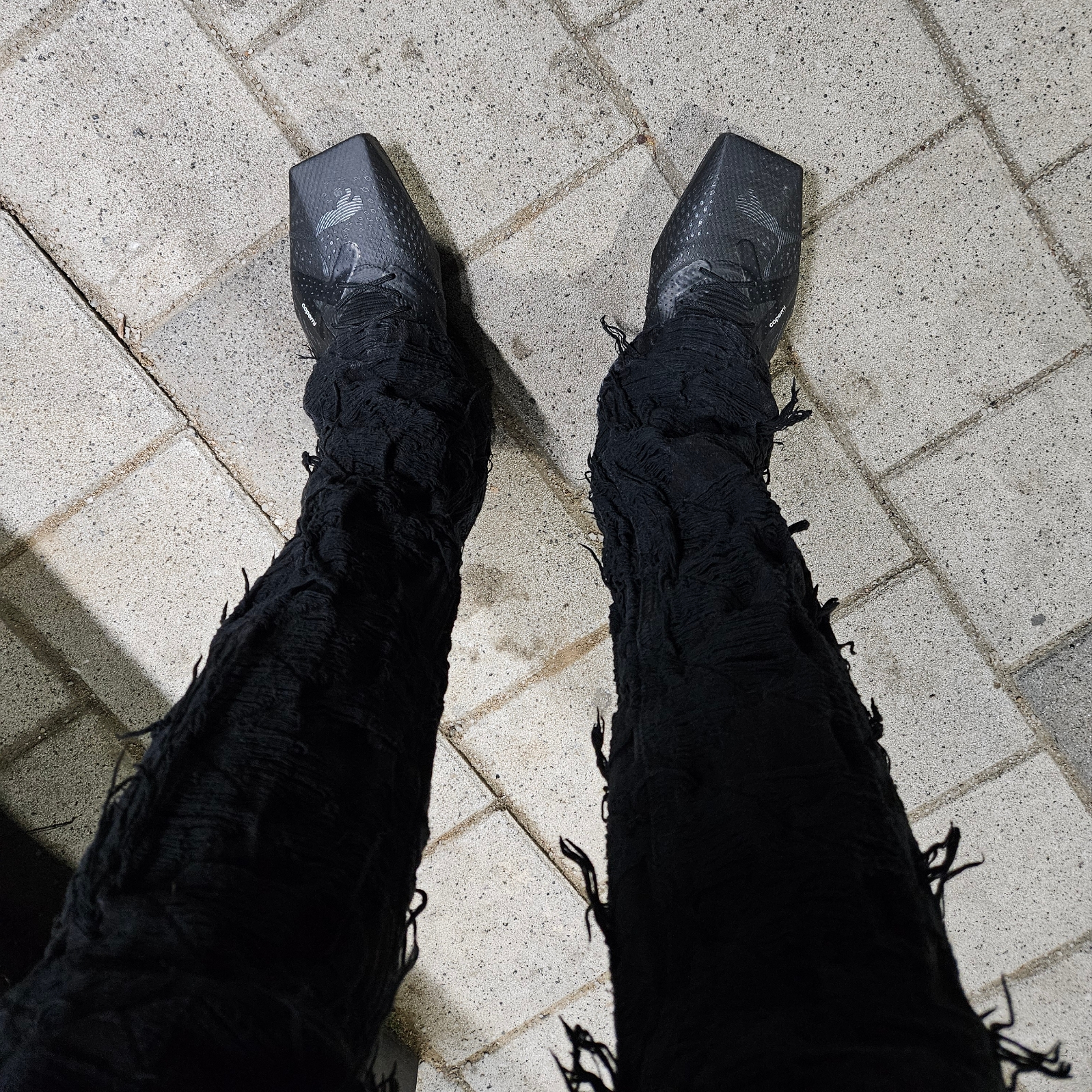 Puma x Coperni 90SQR Black 착용 스타일 - 2