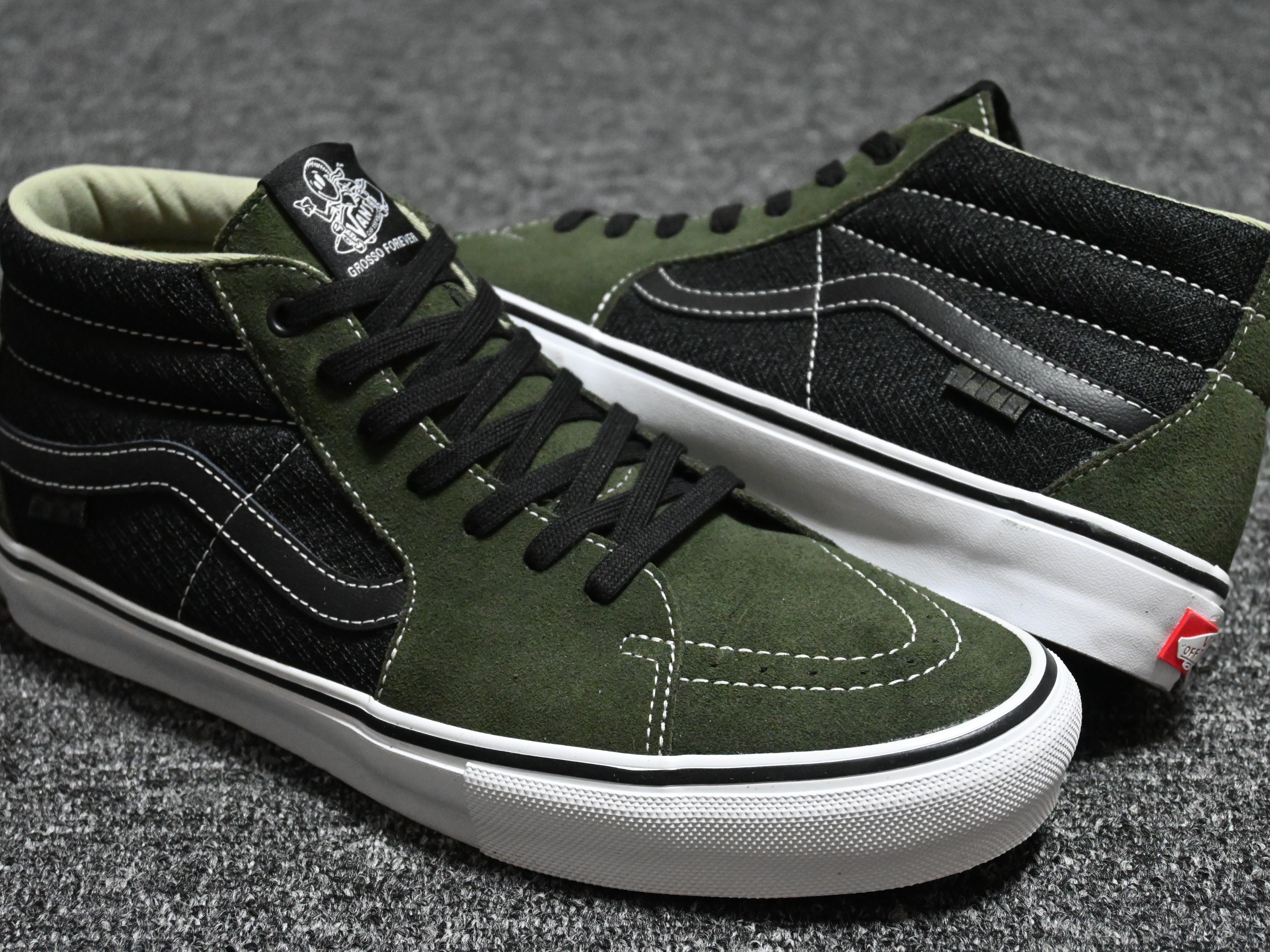 Vans Skate Grosso Mid Black Forest Night 착용 스타일